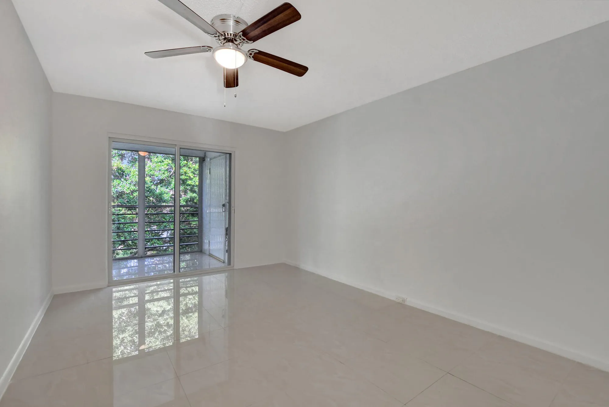 Property Slideshow image 9 of 29 | 4064 newport q # 4064, Deerfield Beach, FL, 33442