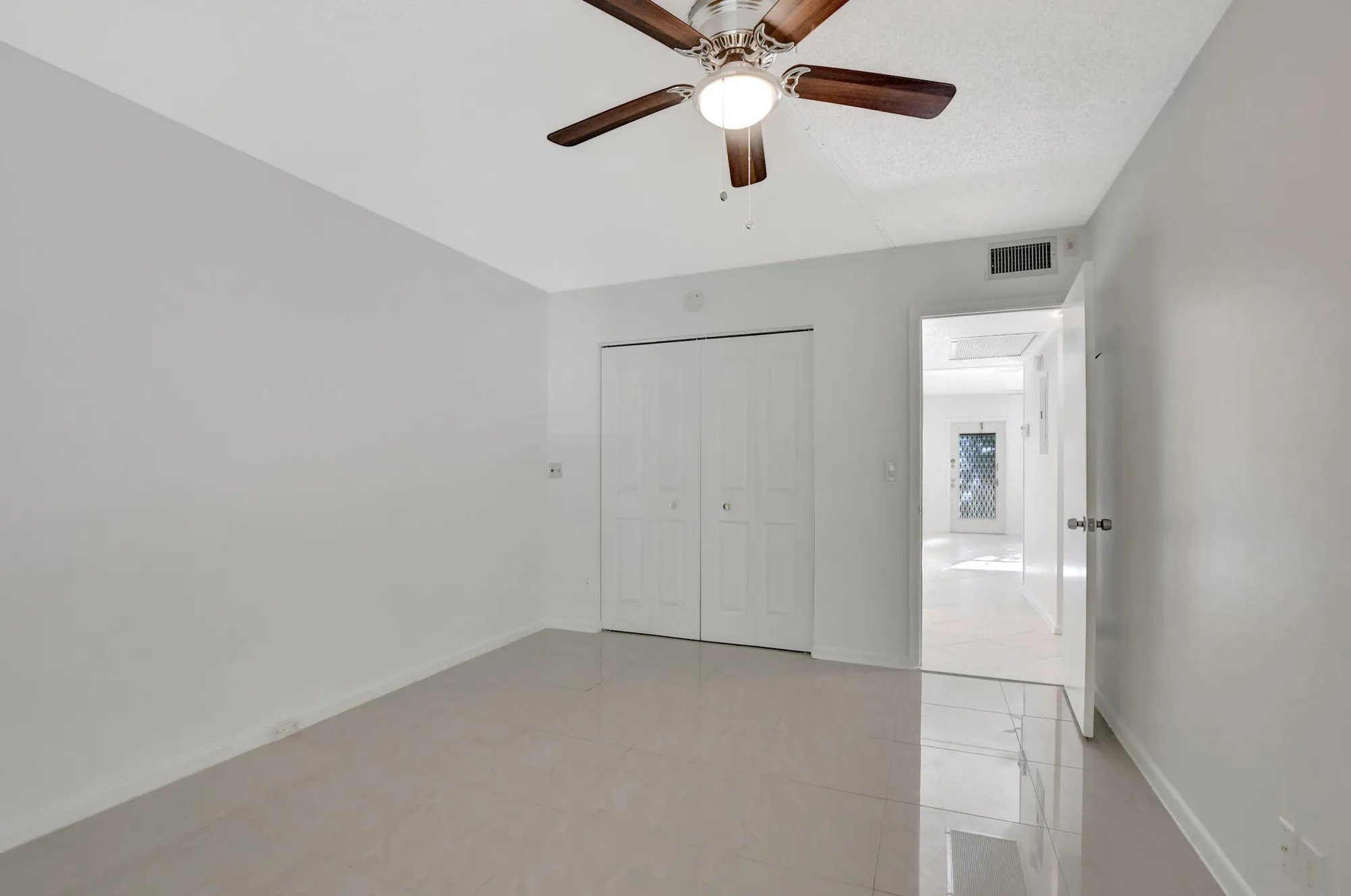 Property Slideshow image 10 of 29 | 4064 newport q # 4064, Deerfield Beach, FL, 33442