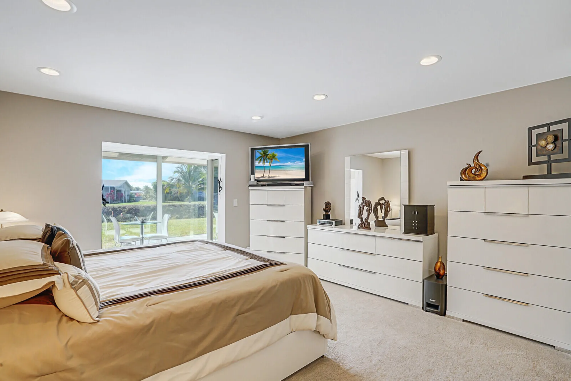 Property Slideshow image 15 of 53 | 6140 kings gate cir, Delray Beach, FL, 33484