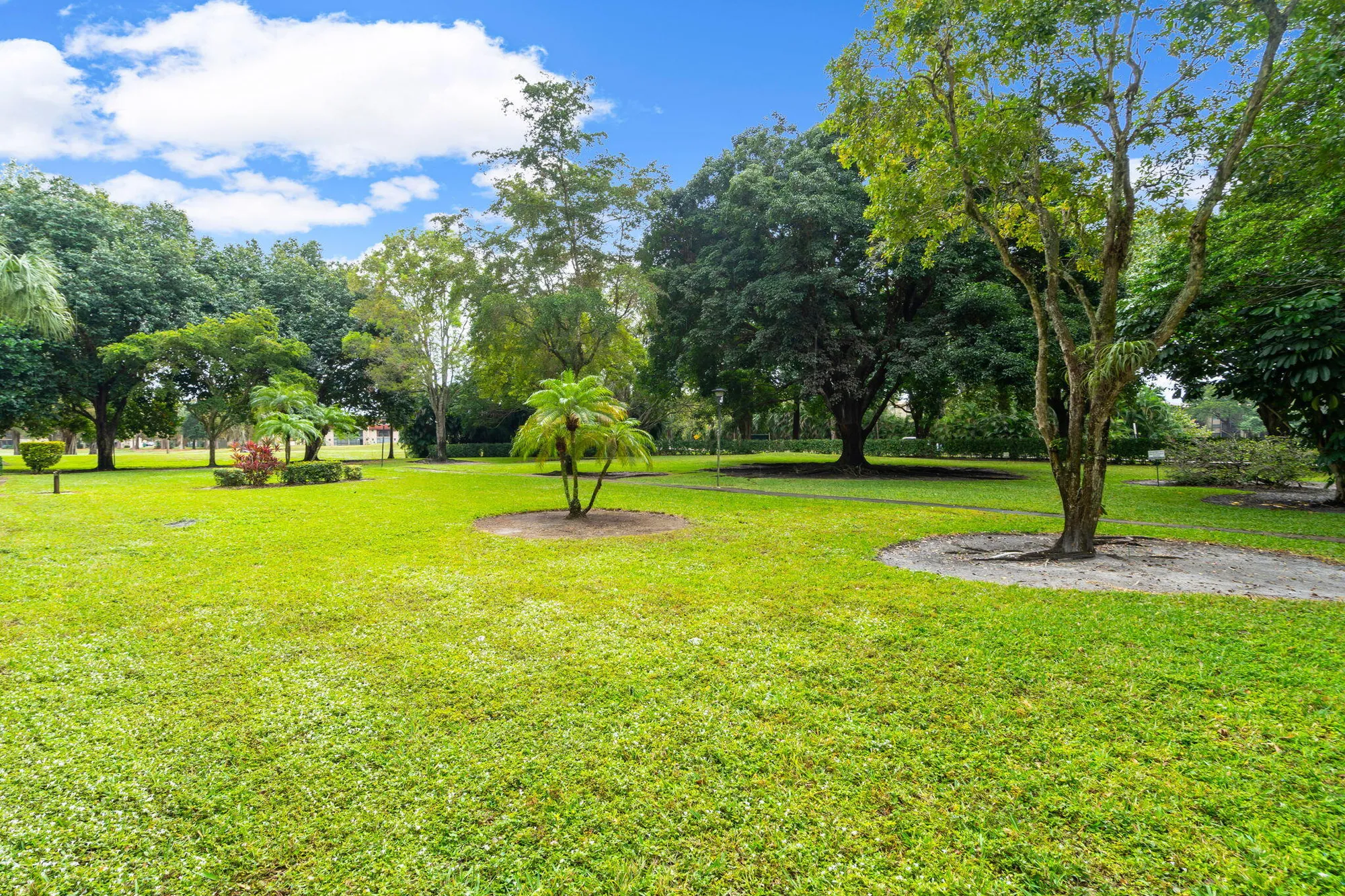 Property Slideshow image 25 of 33 | 5900 nw 44th st apt 106, Lauderhill, FL, 33319