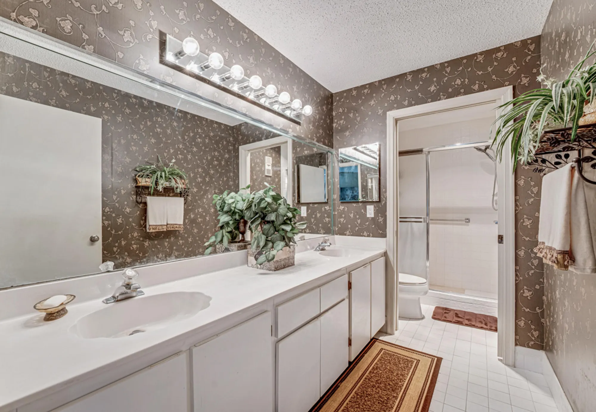 Property Slideshow image 25 of 55 | 9817 seacrest cir apt 201, Boynton Beach, FL, 33437