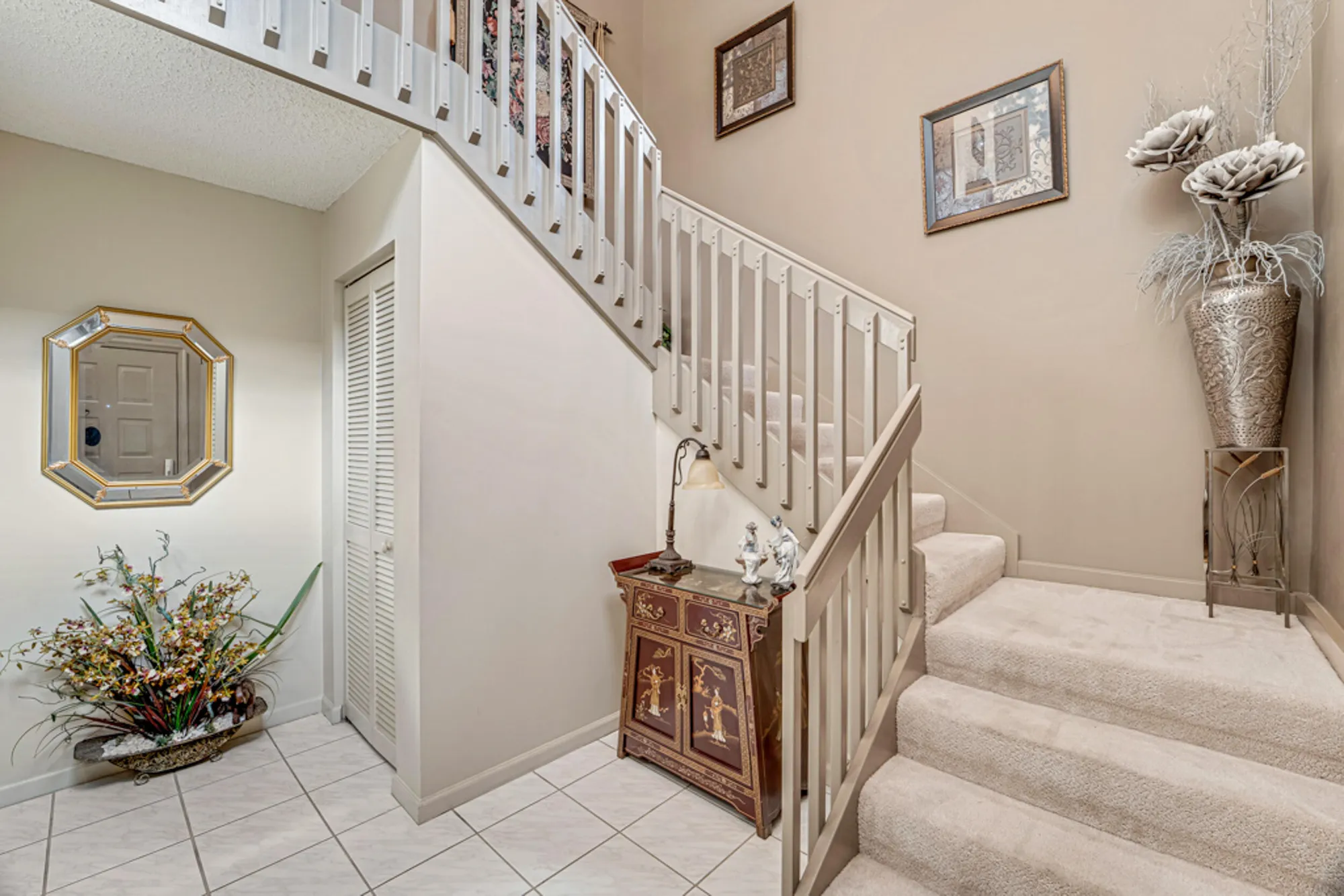 Property Slideshow image 3 of 55 | 9817 seacrest cir apt 201, Boynton Beach, FL, 33437