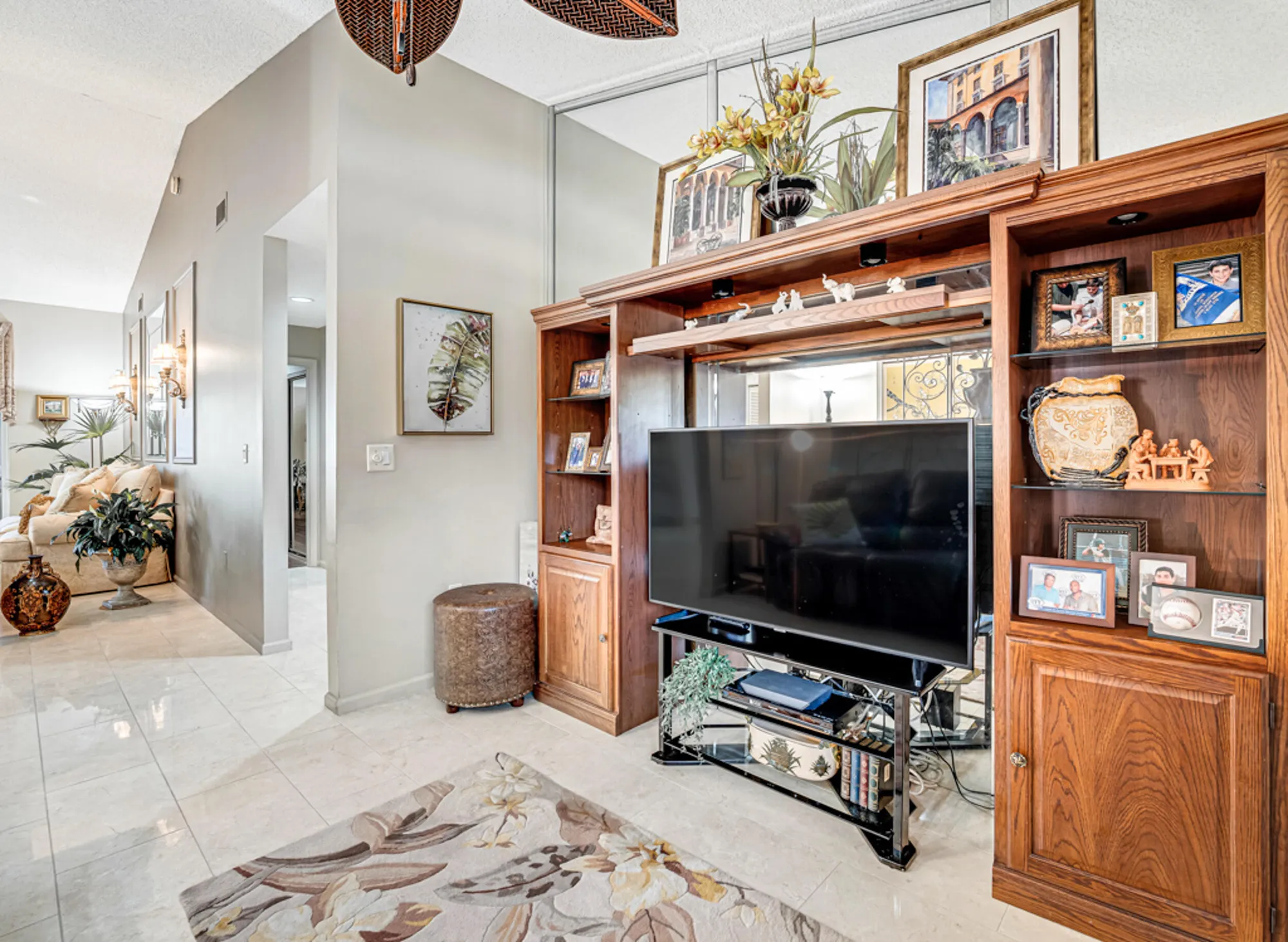 Property Slideshow image 18 of 55 | 9817 seacrest cir apt 201, Boynton Beach, FL, 33437