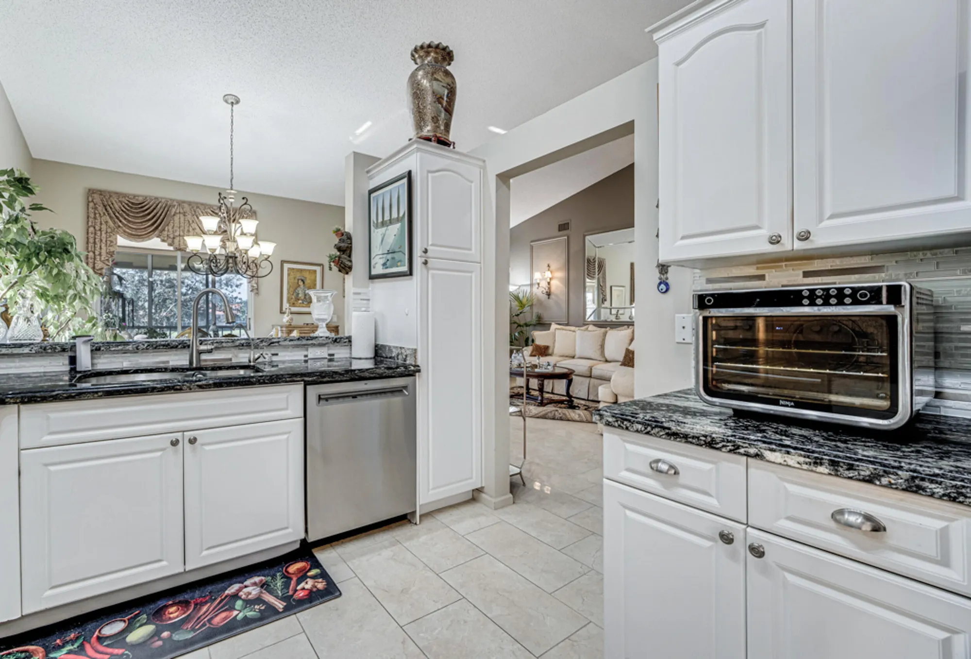Property Slideshow image 7 of 55 | 9817 seacrest cir apt 201, Boynton Beach, FL, 33437