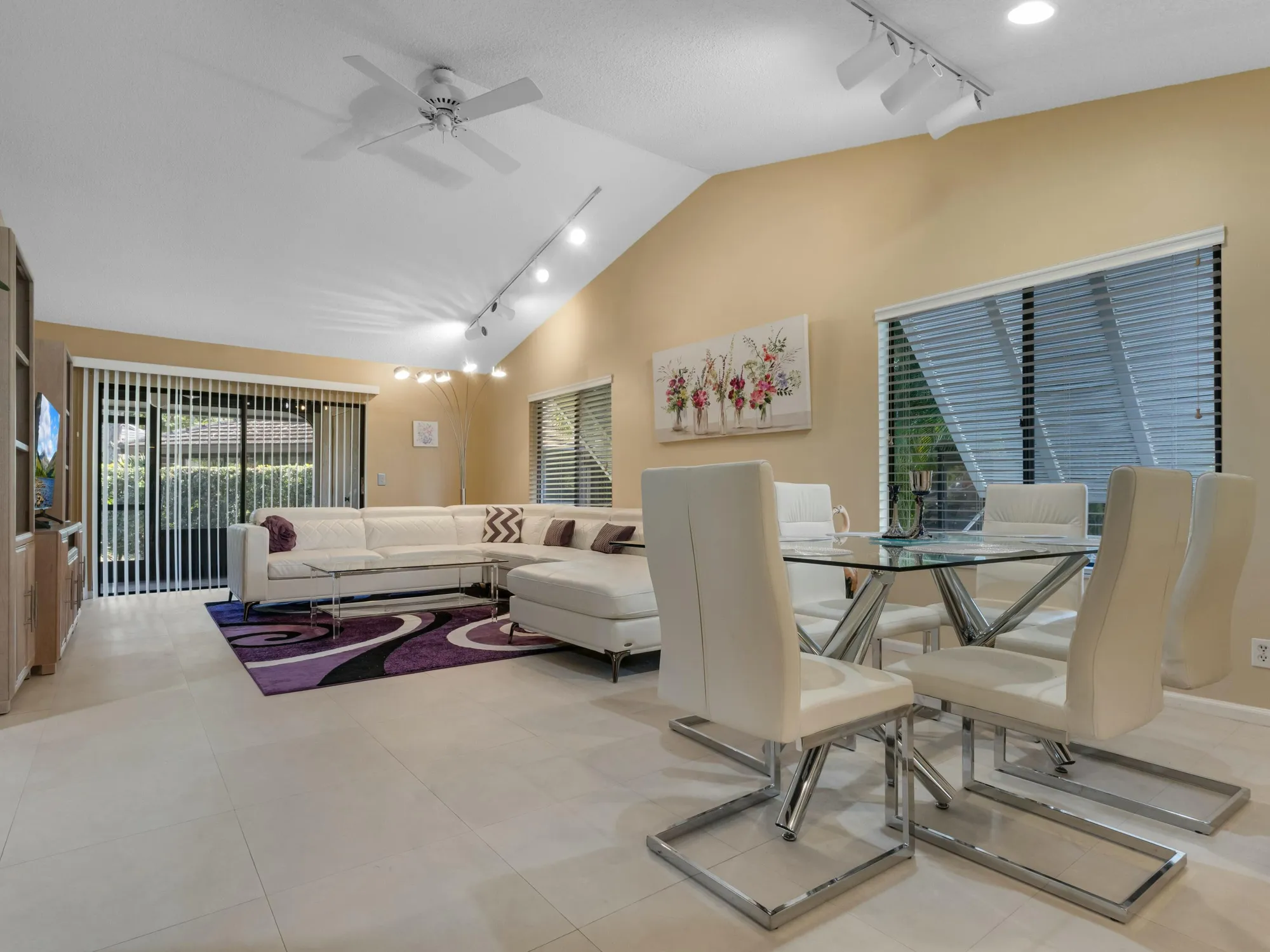 Property Slideshow image 9 of 41 | 10088 laurelwood pl, Boynton Beach, FL, 33437