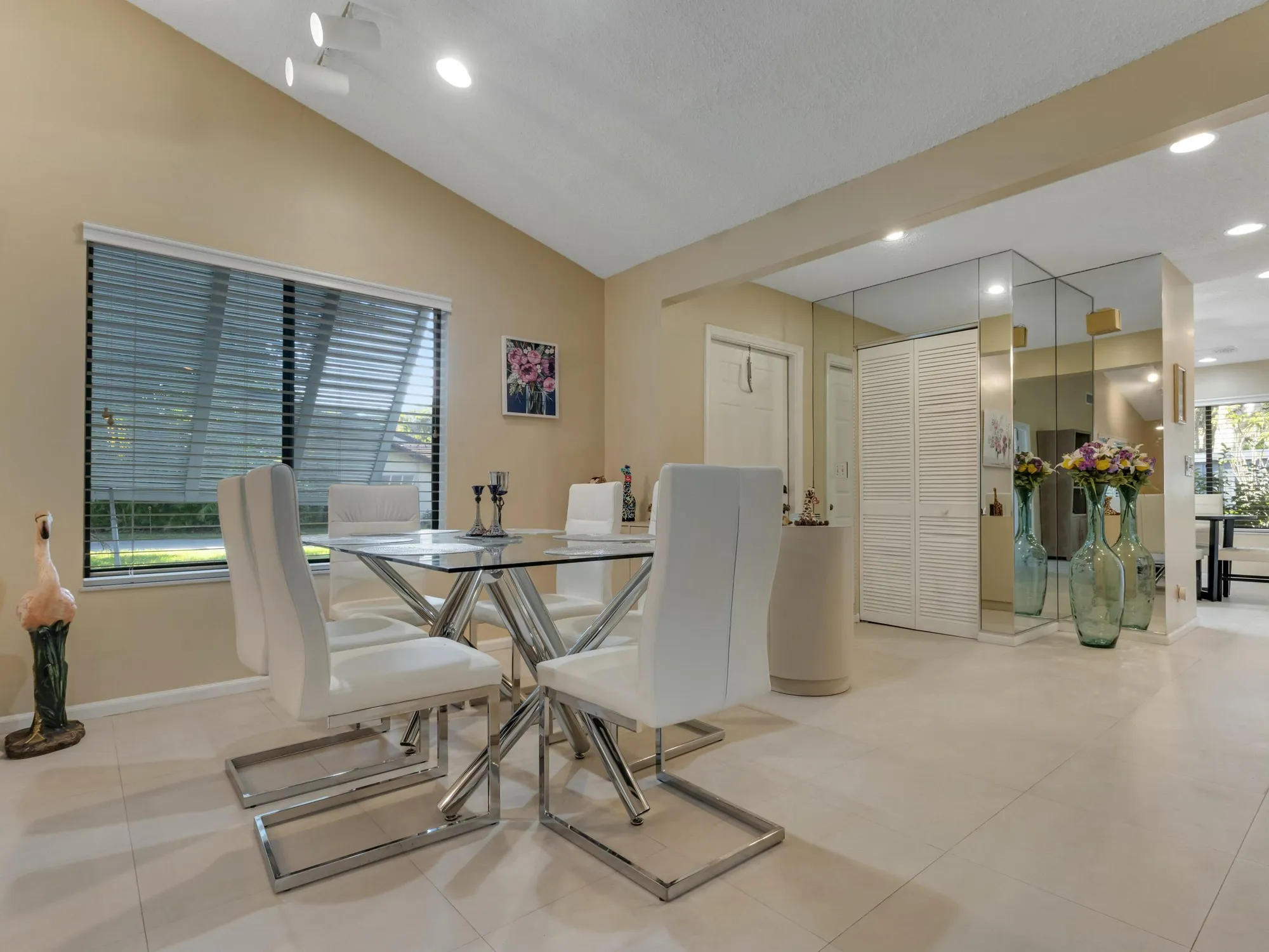 Property Slideshow image 10 of 41 | 10088 laurelwood pl, Boynton Beach, FL, 33437