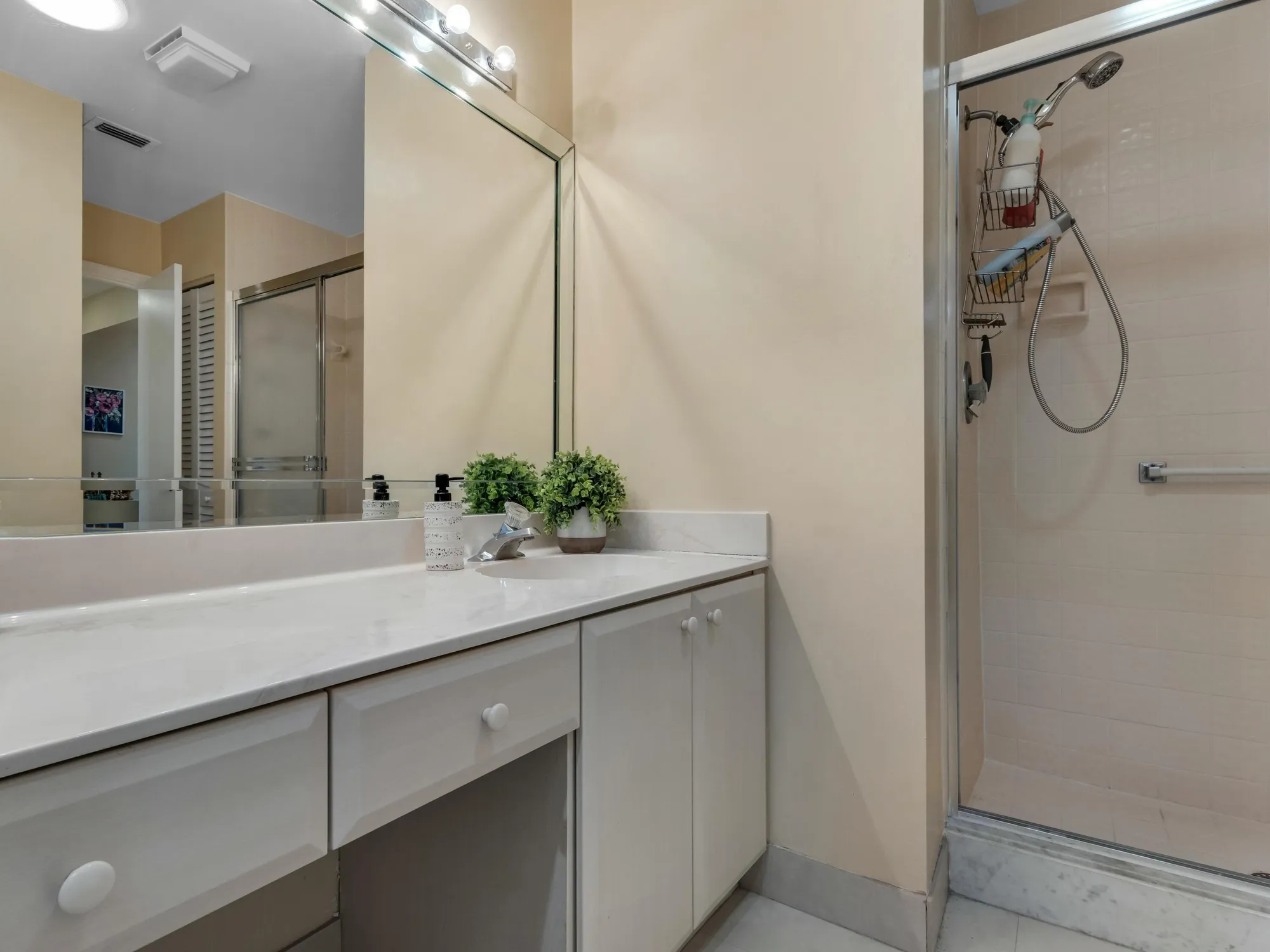Property Slideshow image 12 of 41 | 10088 laurelwood pl, Boynton Beach, FL, 33437