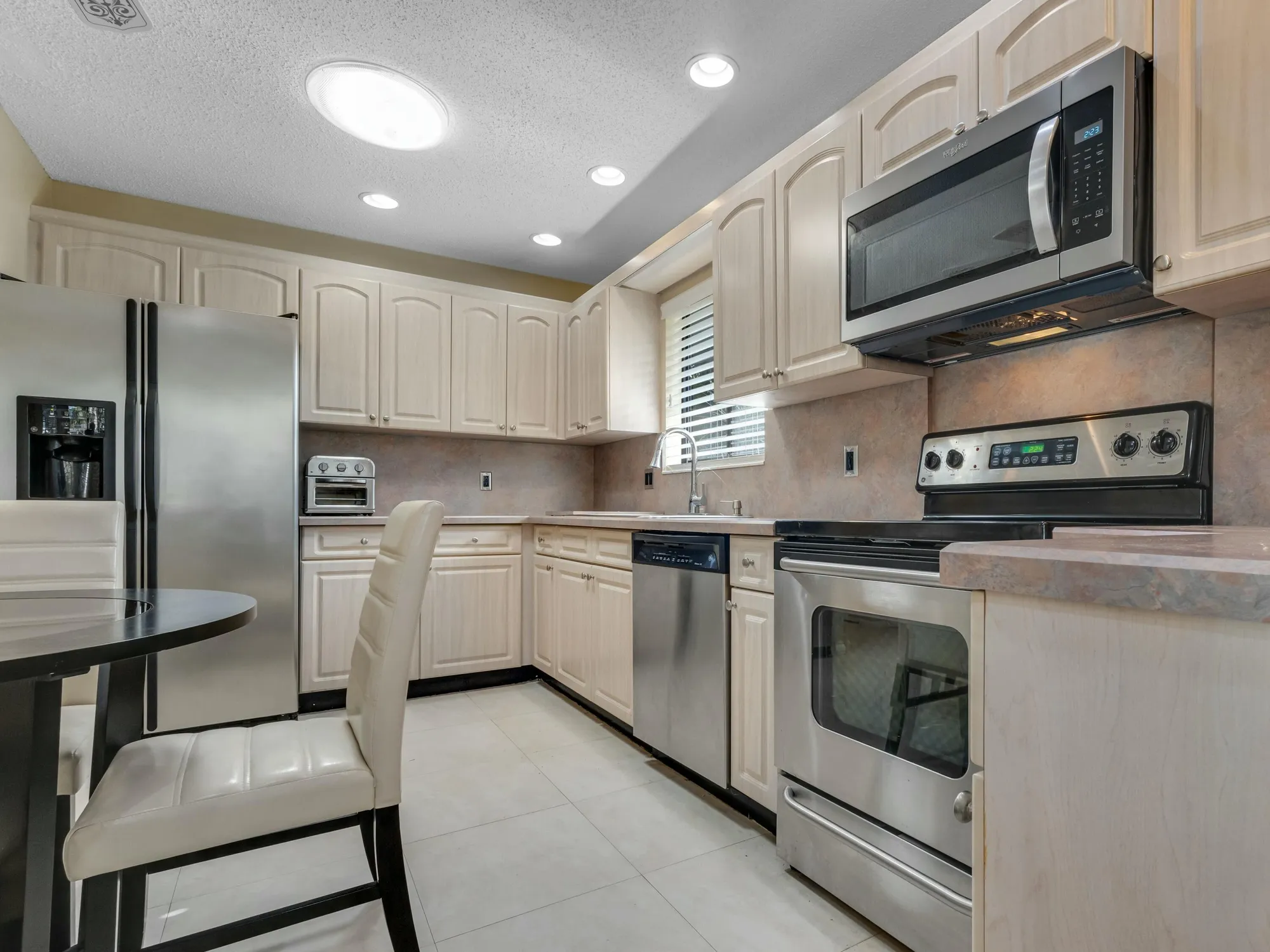 Property Slideshow image 17 of 41 | 10088 laurelwood pl, Boynton Beach, FL, 33437