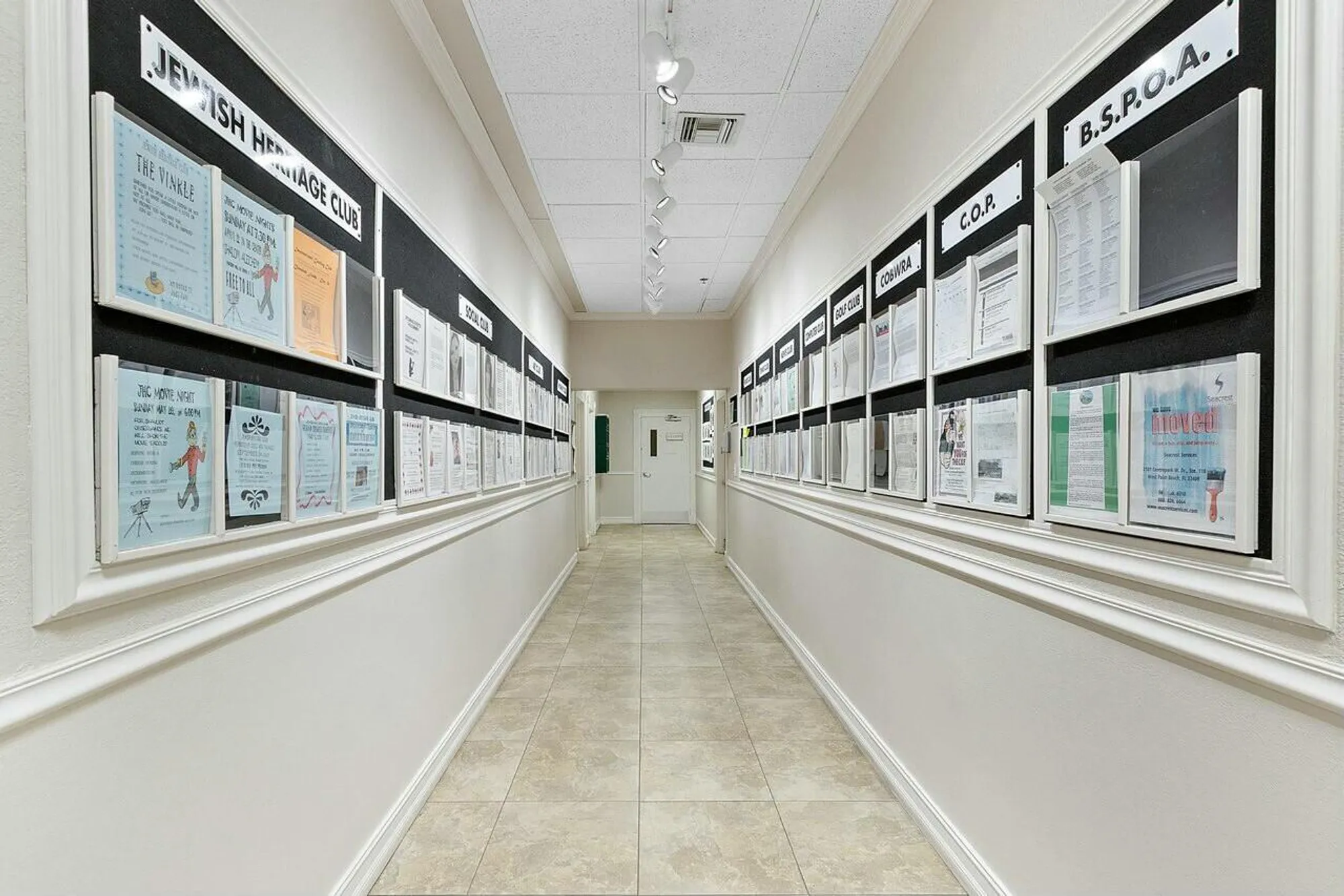 Property Slideshow image 32 of 41 | 10088 laurelwood pl, Boynton Beach, FL, 33437