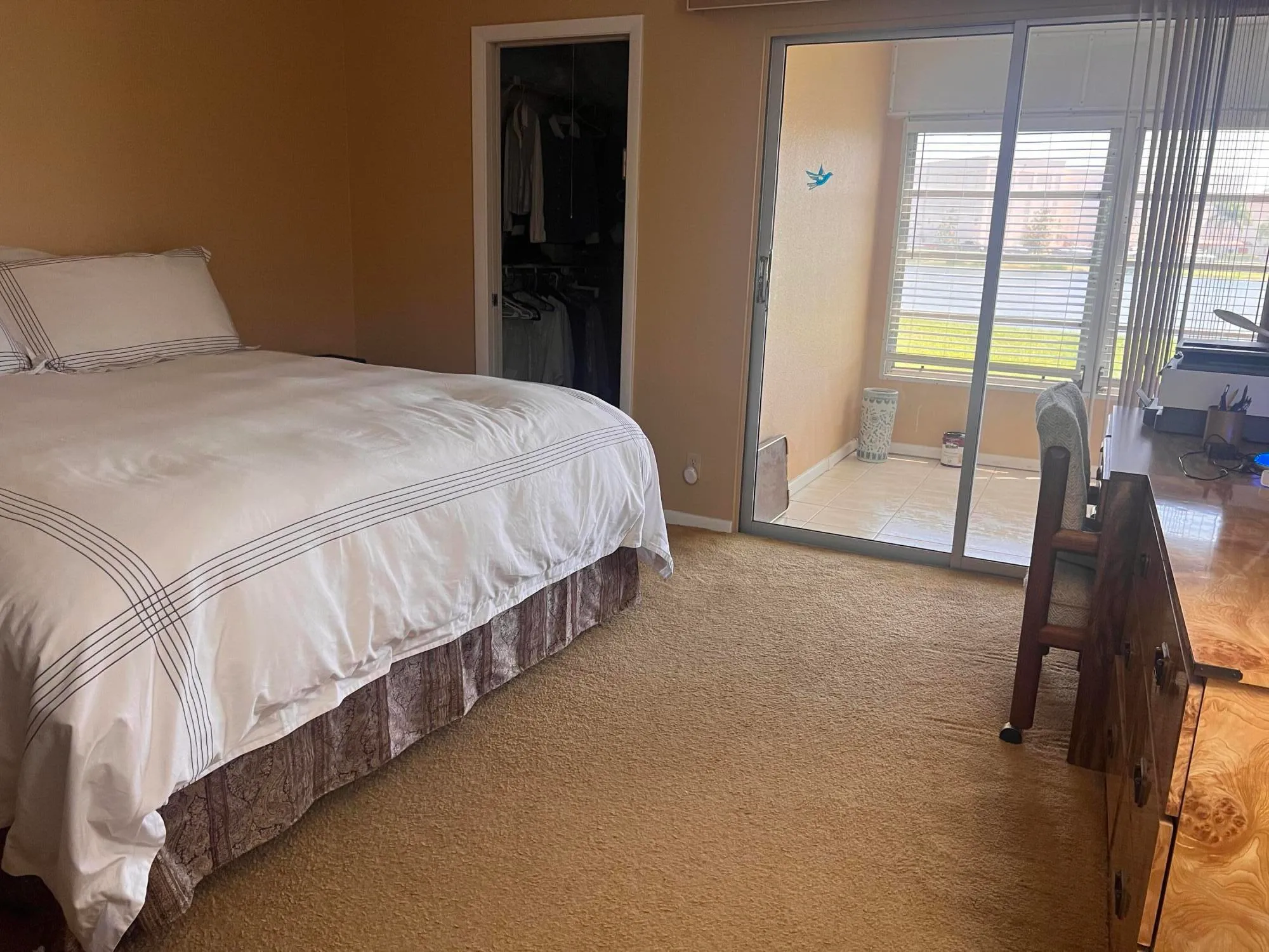 Property Slideshow image 11 of 16 | 1026 yarmouth b, Boca Raton, FL, 33434