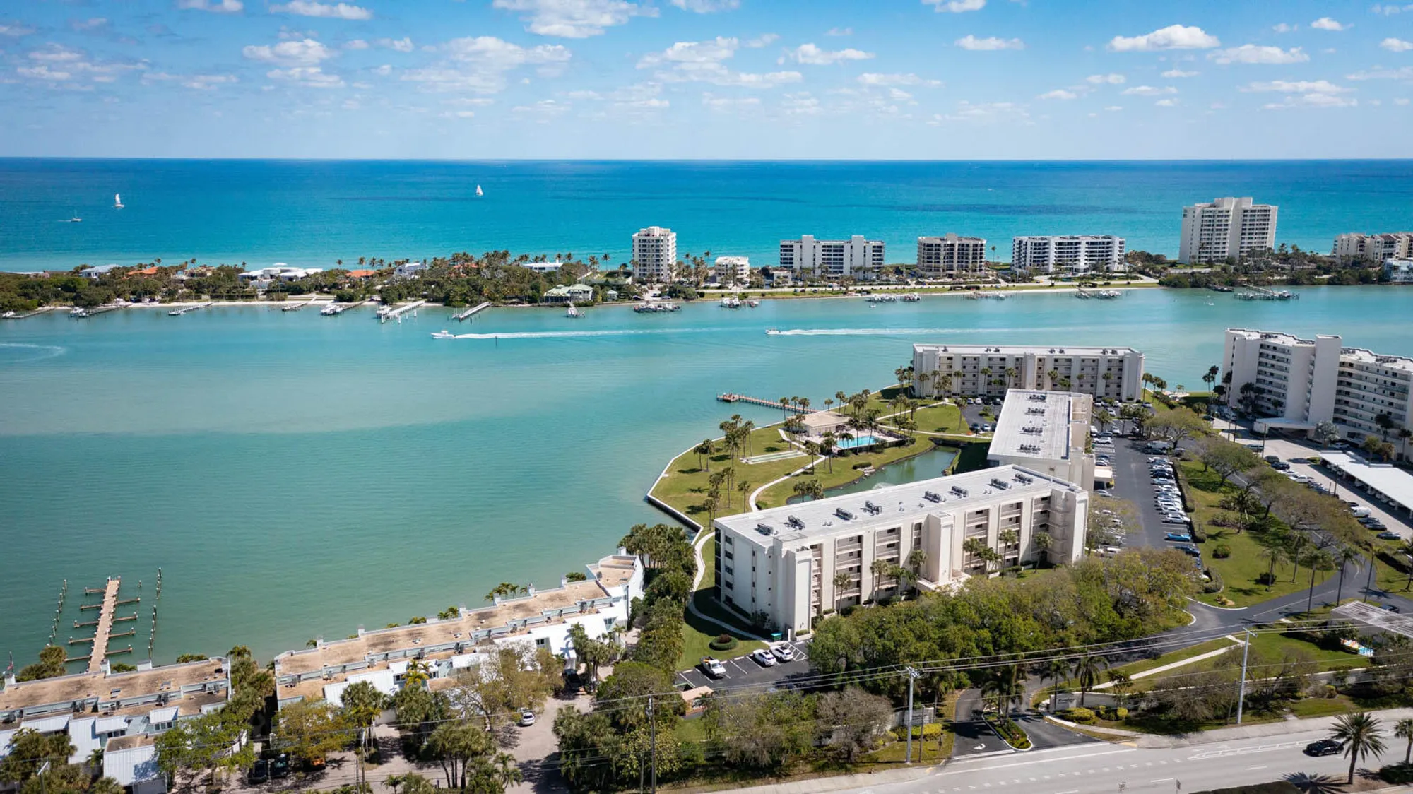 Property Slideshow image 28 of 38 | 200 intracoastal pl apt 306, Tequesta, FL, 33469