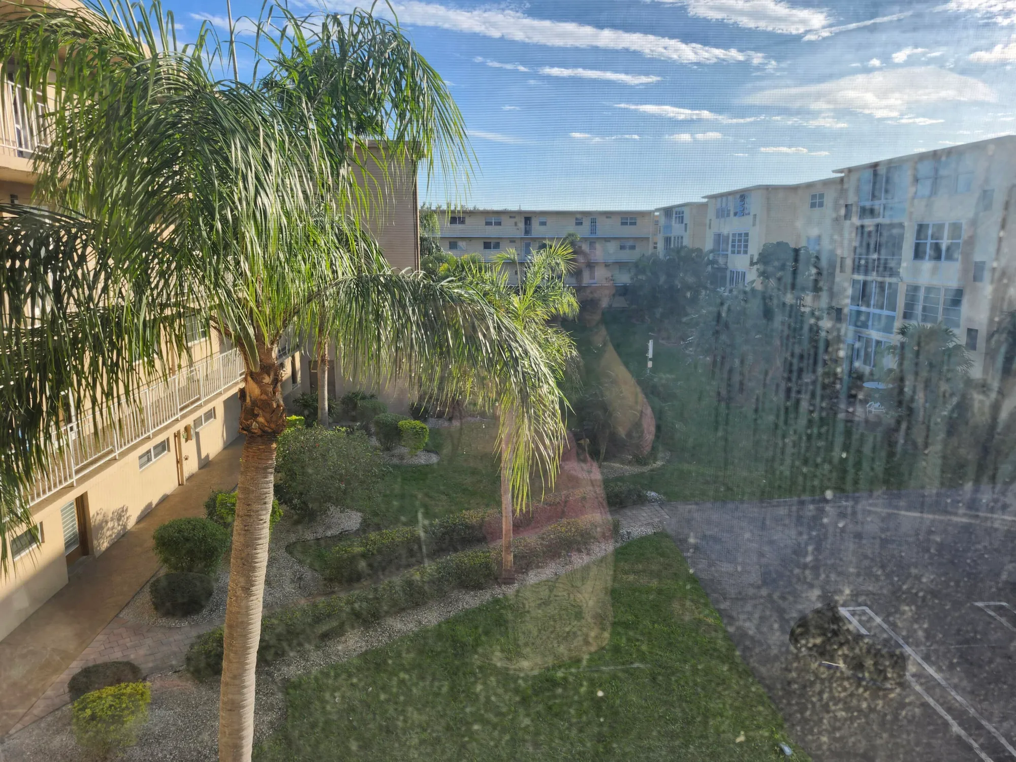 Property Slideshow image 16 of 54 | 300 ne 26th ave apt 305, Boynton Beach, FL, 33435