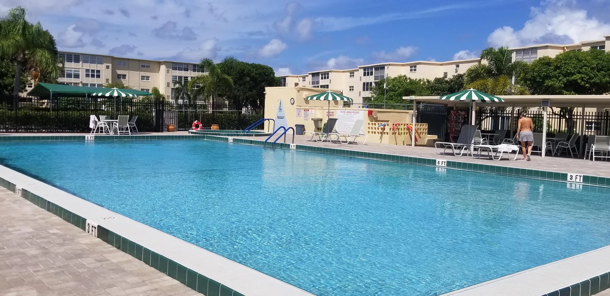Property Slideshow image 52 of 54 | 300 ne 26th ave apt 305, Boynton Beach, FL, 33435