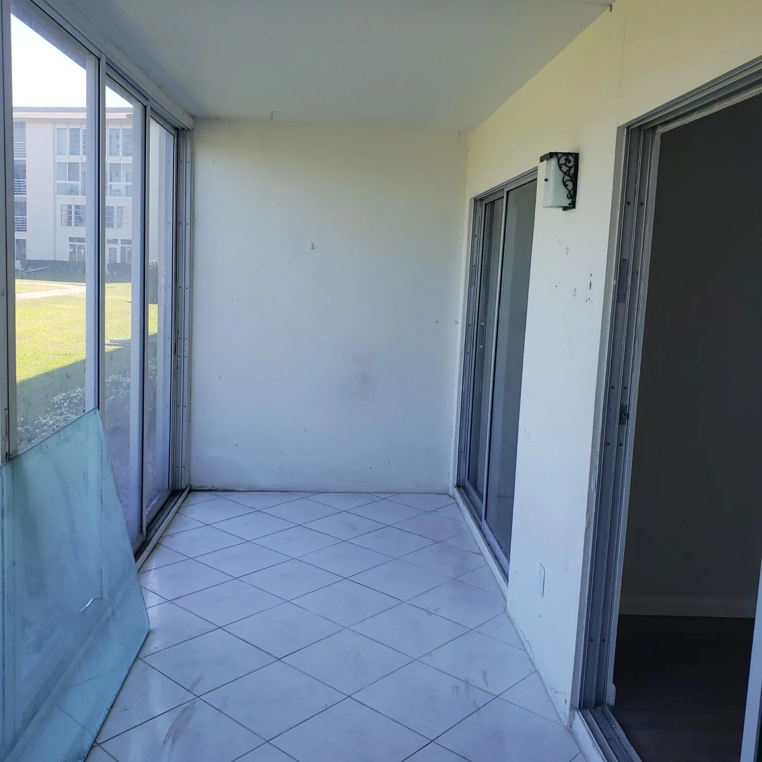 Property Slideshow image 6 of 11 | 2802 victoria way h1, Coconut Creek, FL, 33066