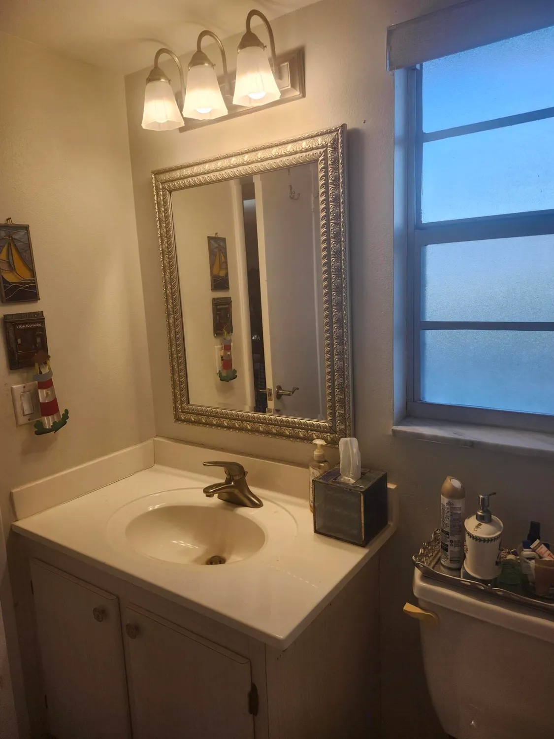 Property Slideshow image 21 of 54 | 300 ne 26th ave apt 305, Boynton Beach, FL, 33435