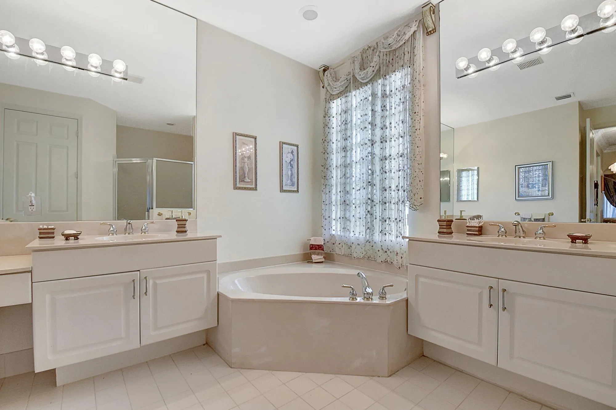 Property Slideshow image 26 of 44 | 9072 padova dr, Boynton Beach, FL, 33472