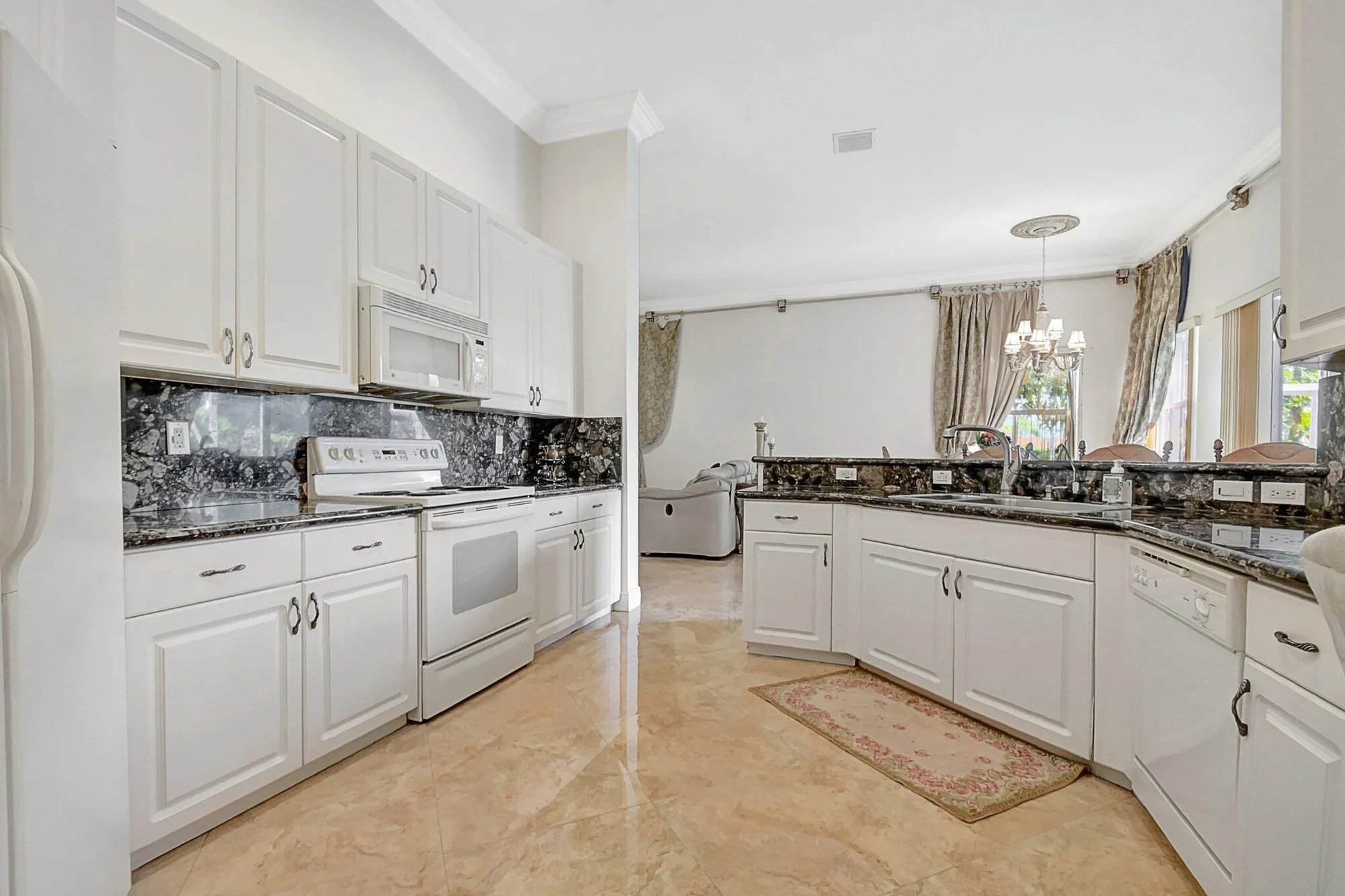 Property Slideshow image 10 of 44 | 9072 padova dr, Boynton Beach, FL, 33472