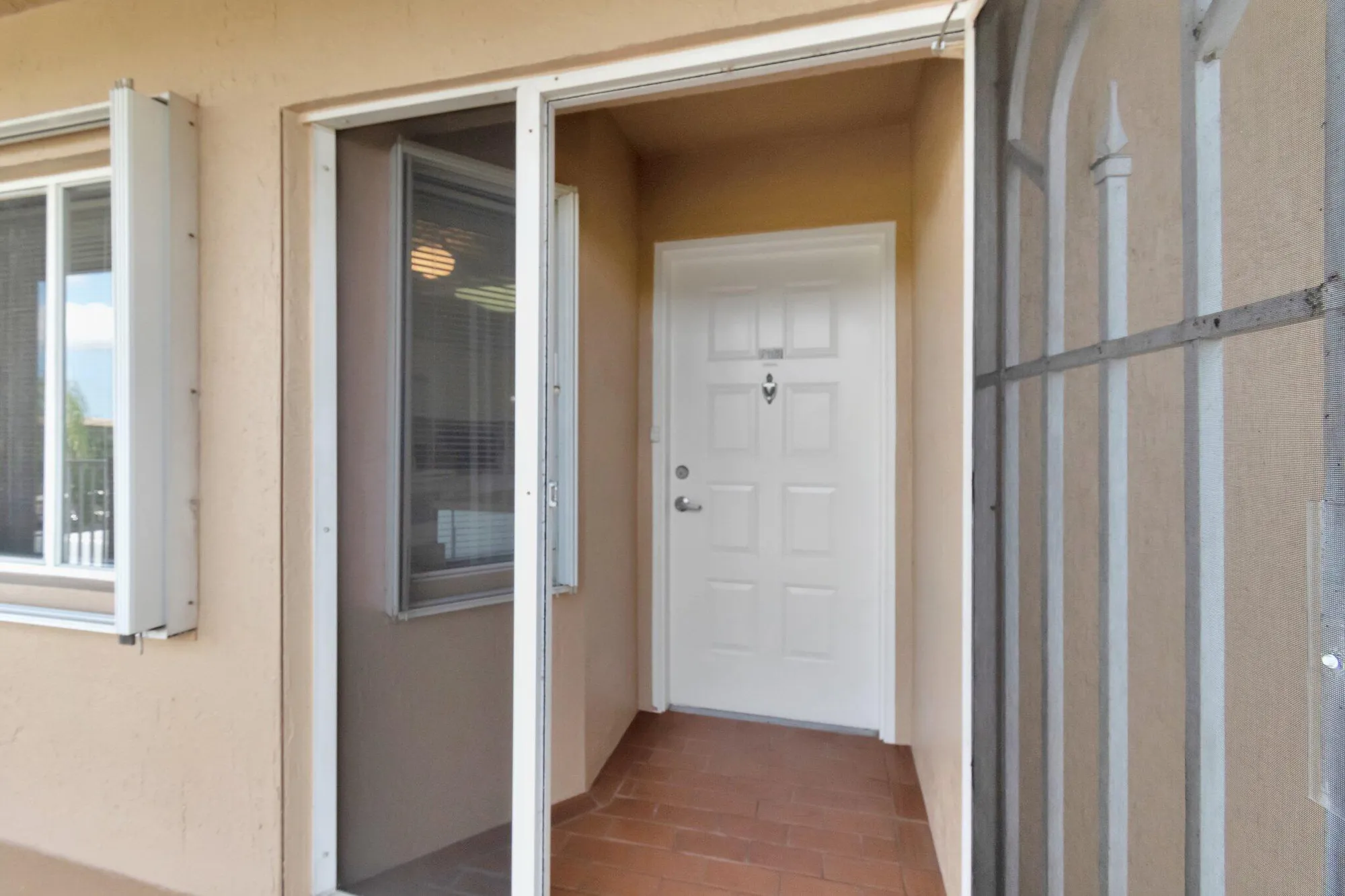 Property Slideshow image 4 of 57 | 5810 crystal shores dr 408, Boynton Beach, FL, 33437