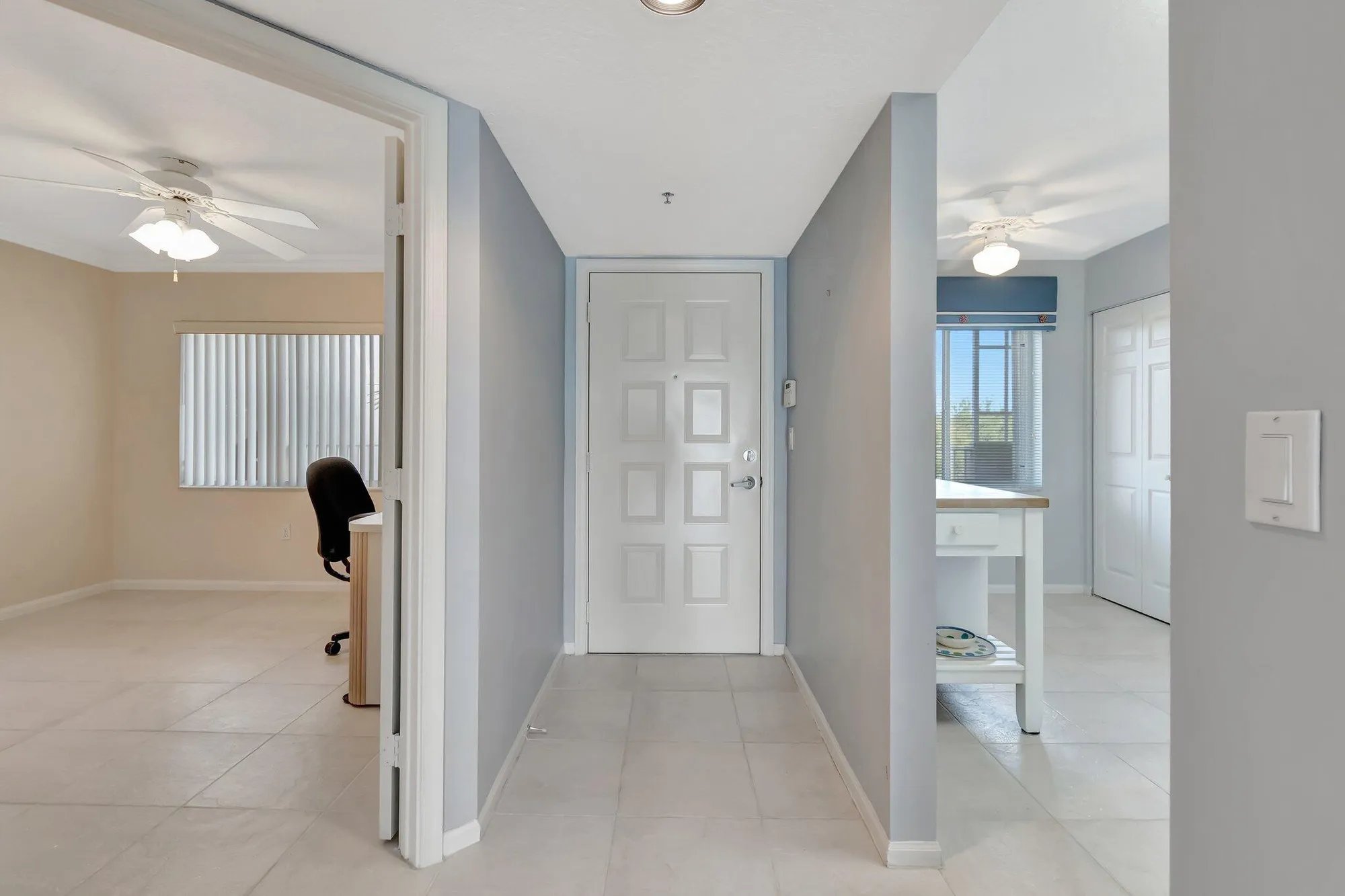 Property Slideshow image 5 of 57 | 5810 crystal shores dr 408, Boynton Beach, FL, 33437