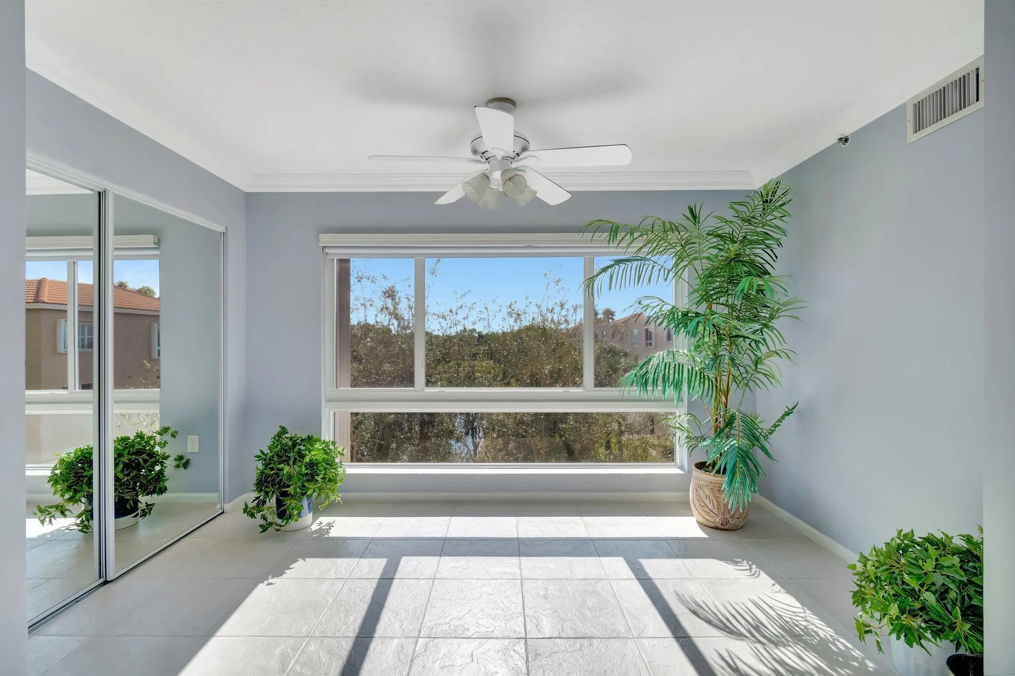 Property Slideshow image 12 of 57 | 5810 crystal shores dr 408, Boynton Beach, FL, 33437