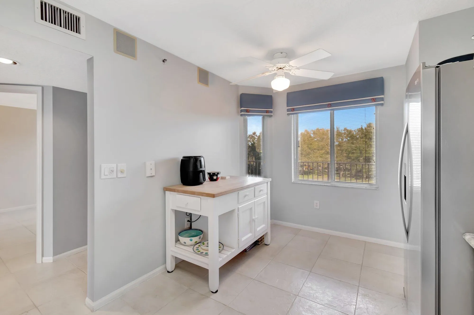 Property Slideshow image 8 of 57 | 5810 crystal shores dr 408, Boynton Beach, FL, 33437