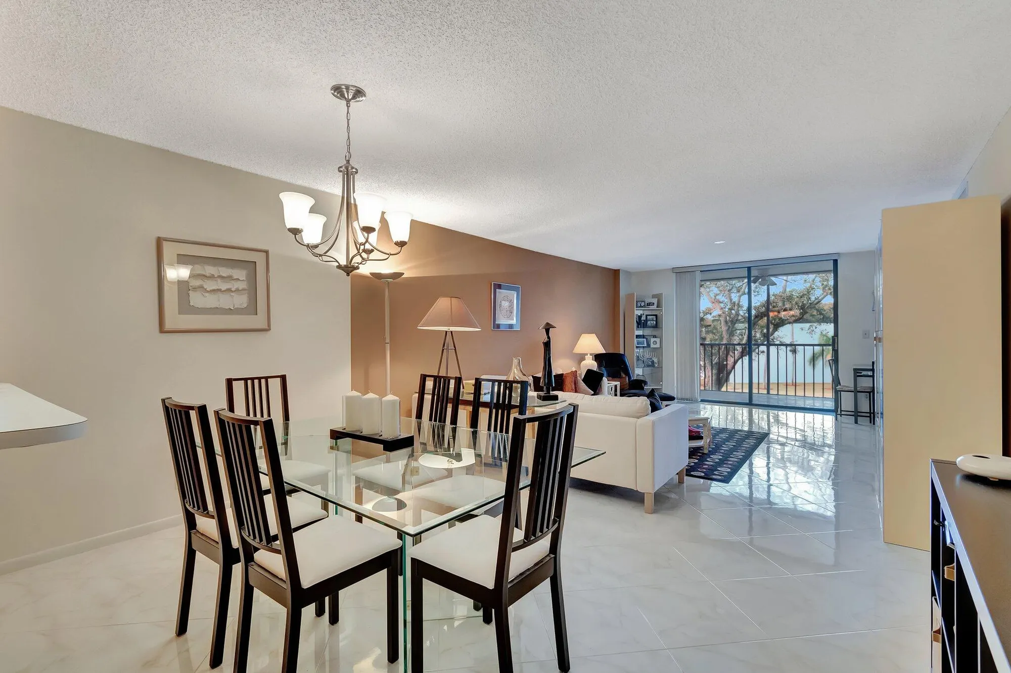 Property Slideshow image 13 of 58 | 15461 pembridge dr apt 311, Delray Beach, FL, 33484