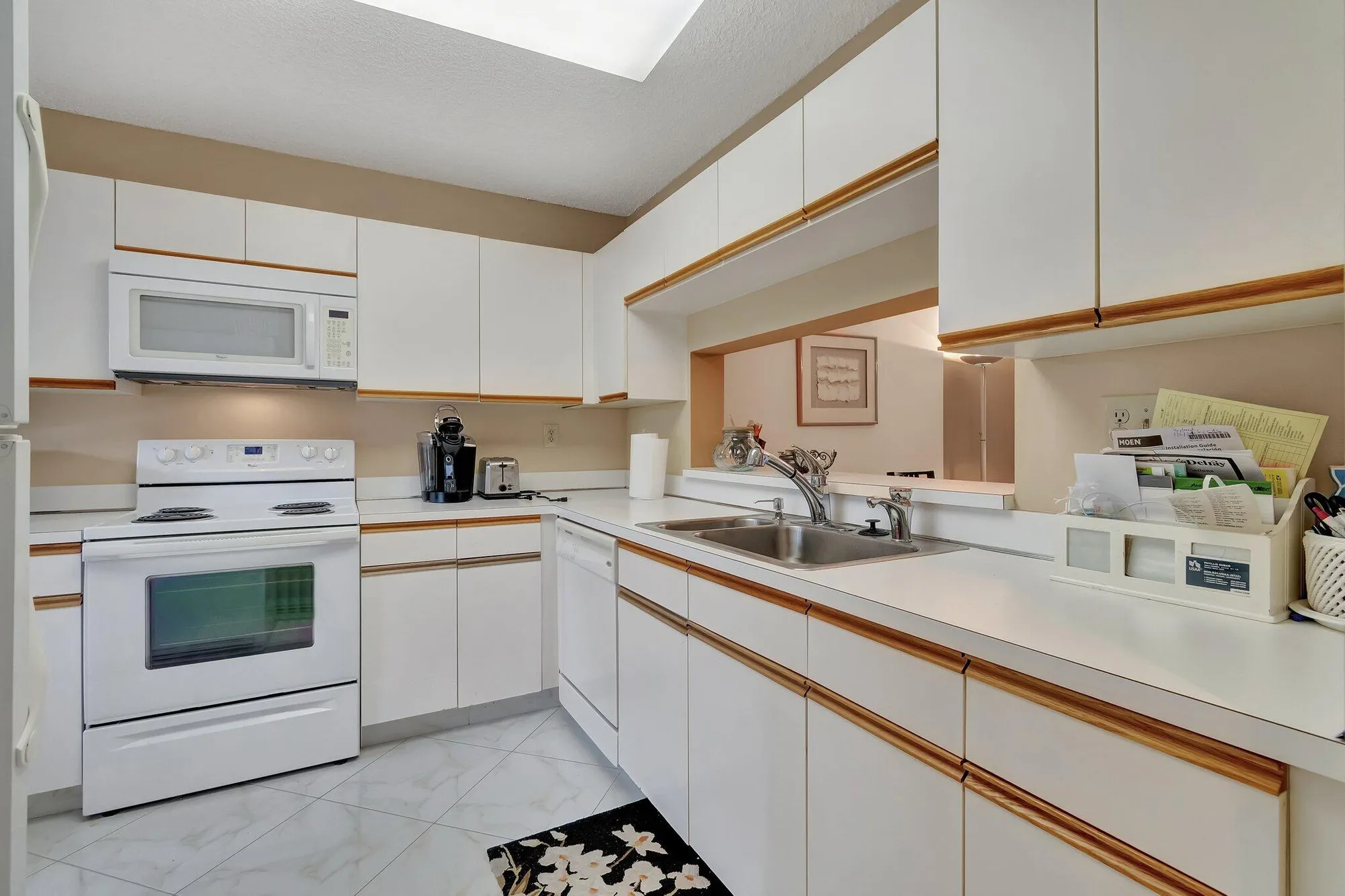 Property Slideshow image 14 of 58 | 15461 pembridge dr apt 311, Delray Beach, FL, 33484