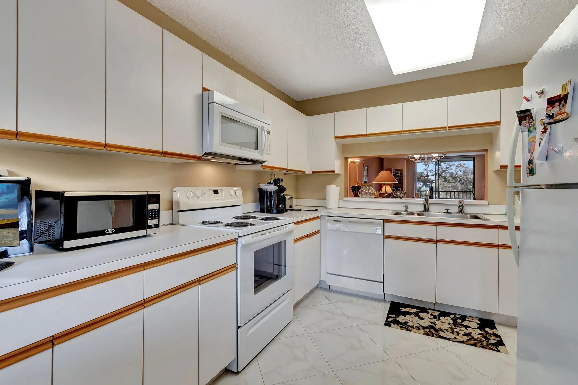Property Slideshow image 16 of 58 | 15461 pembridge dr apt 311, Delray Beach, FL, 33484