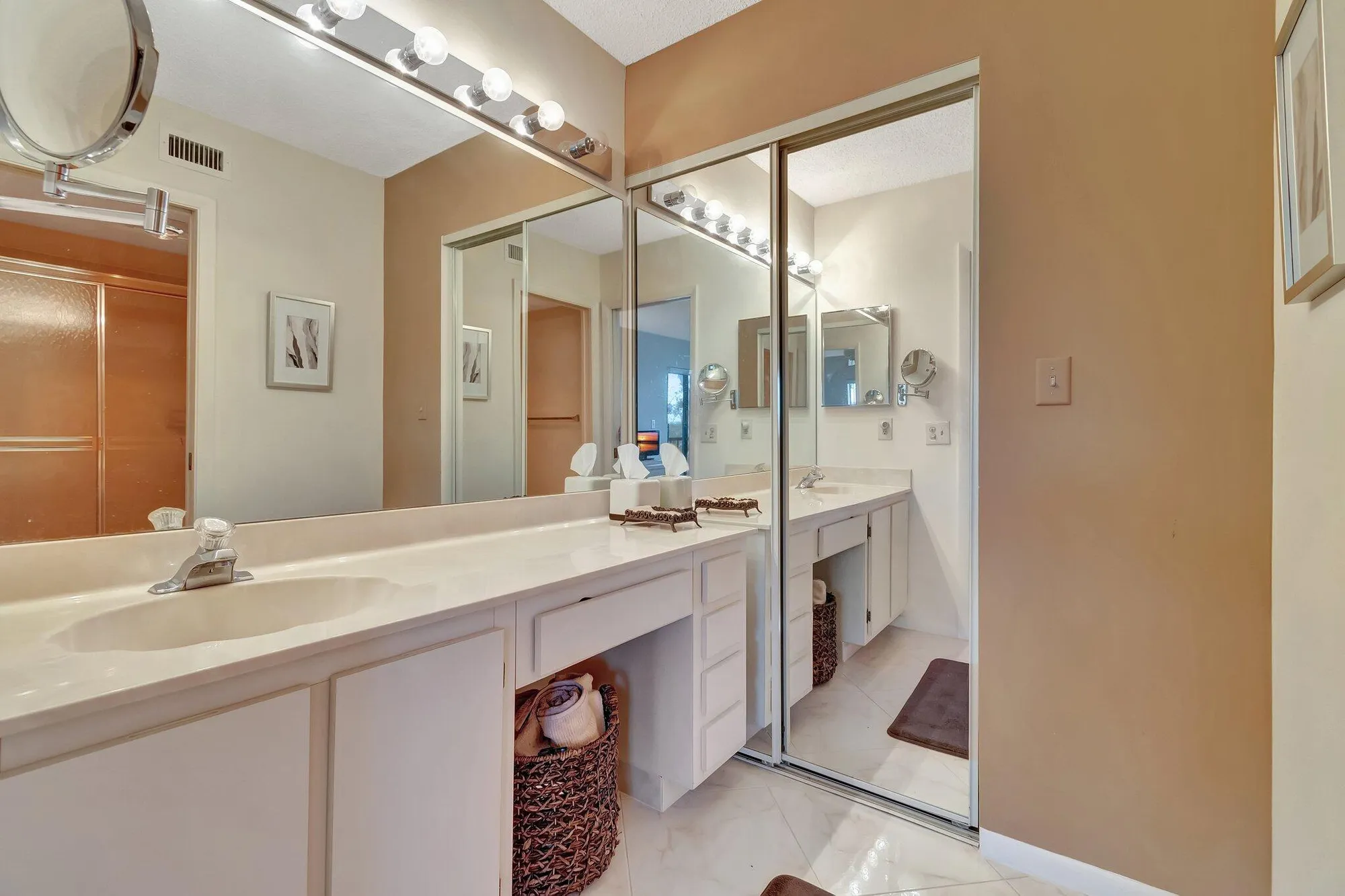 Property Slideshow image 21 of 58 | 15461 pembridge dr apt 311, Delray Beach, FL, 33484