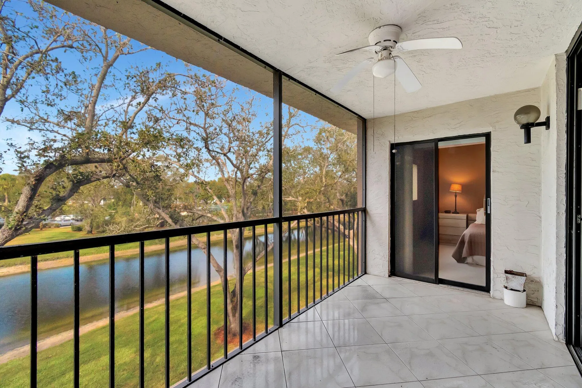 Property Slideshow image 4 of 58 | 15461 pembridge dr apt 311, Delray Beach, FL, 33484