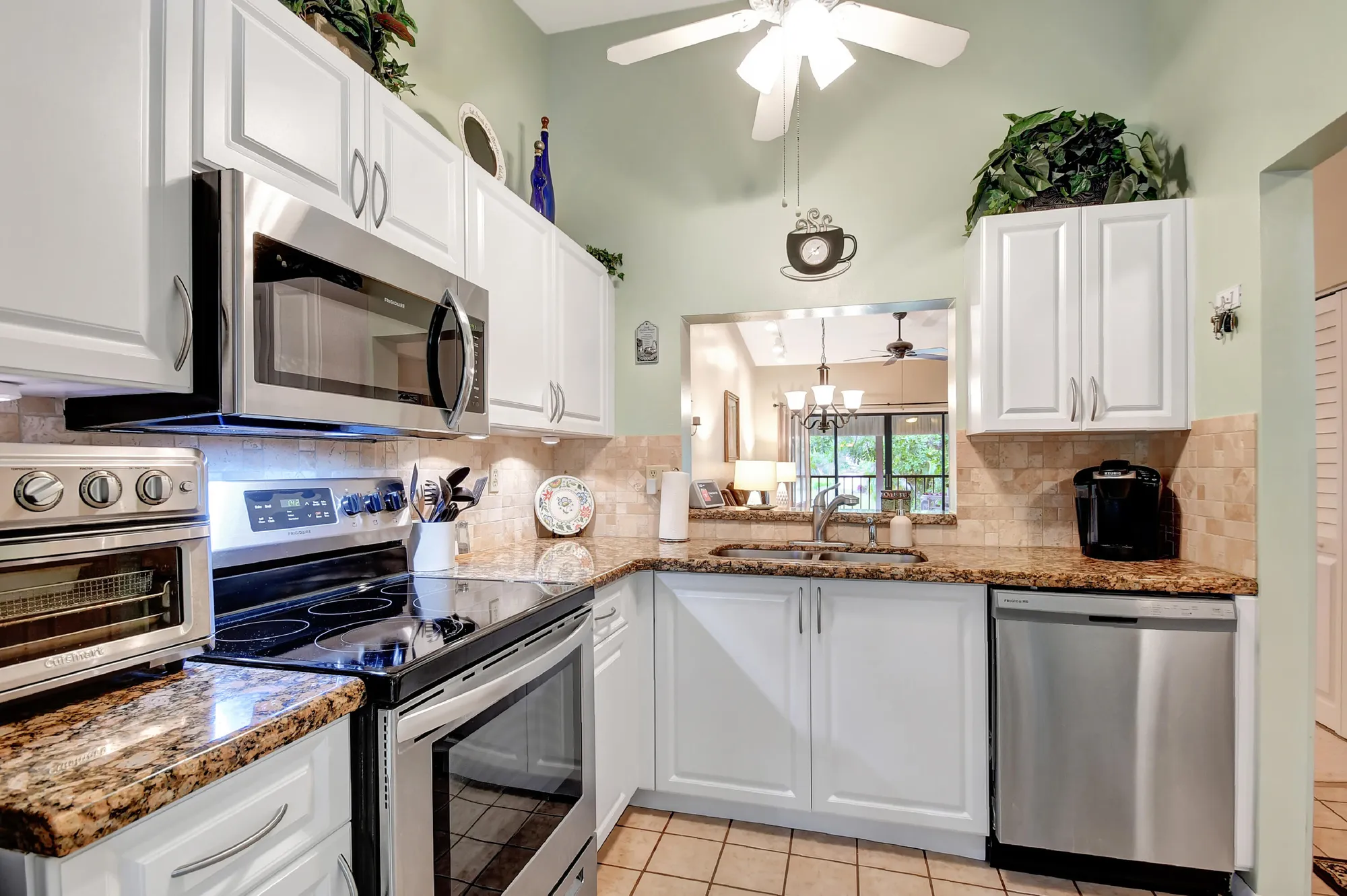 Property Slideshow image 5 of 48 | 3352 perimeter dr, Greenacres, FL, 33467