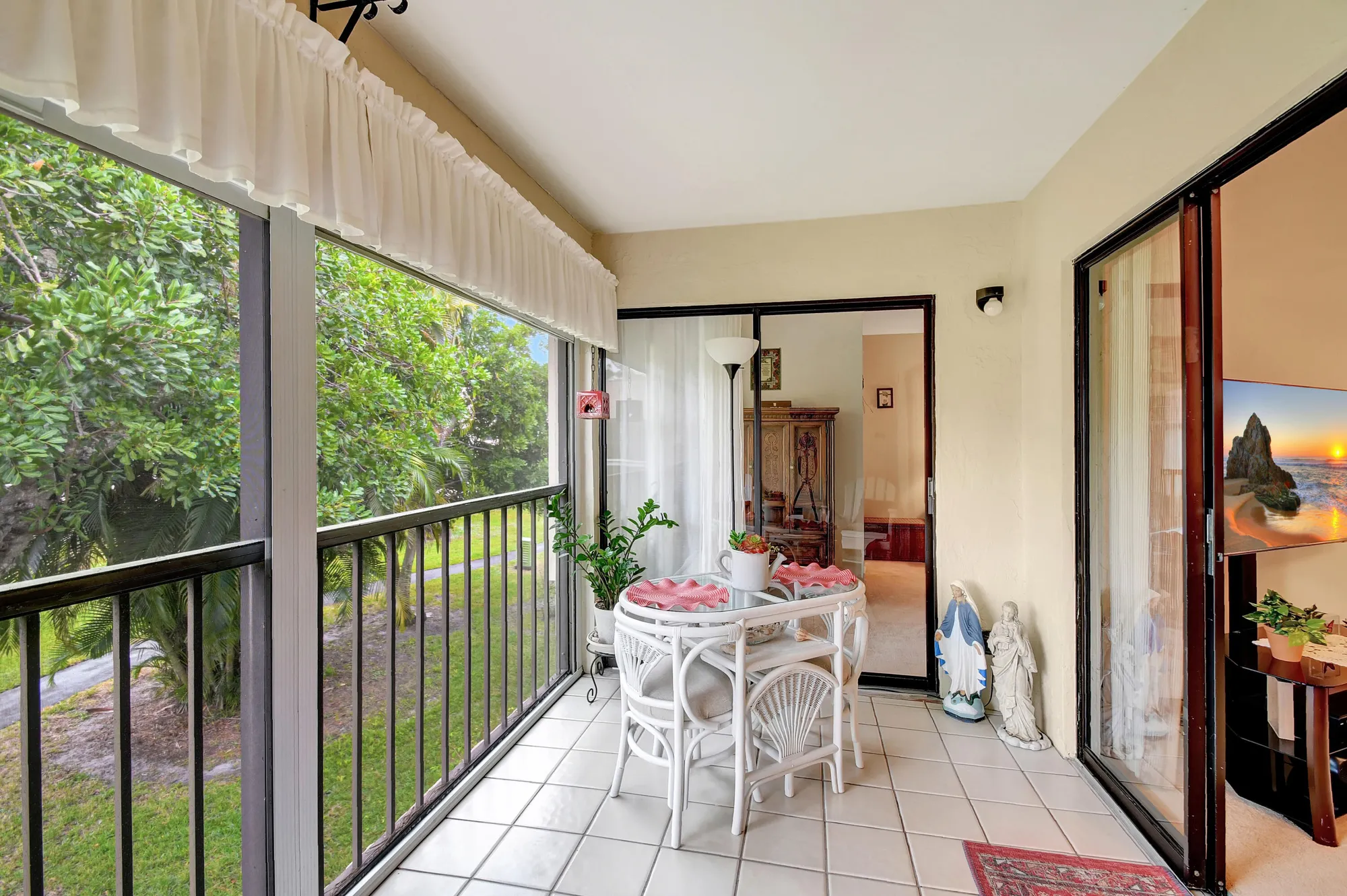 Property Slideshow image 21 of 48 | 3352 perimeter dr, Greenacres, FL, 33467