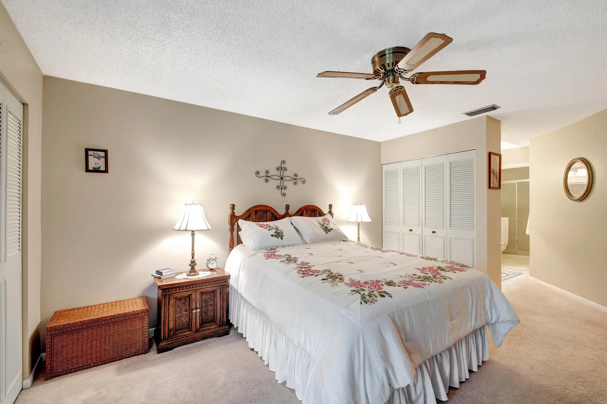 Property Slideshow image 13 of 48 | 3352 perimeter dr, Greenacres, FL, 33467