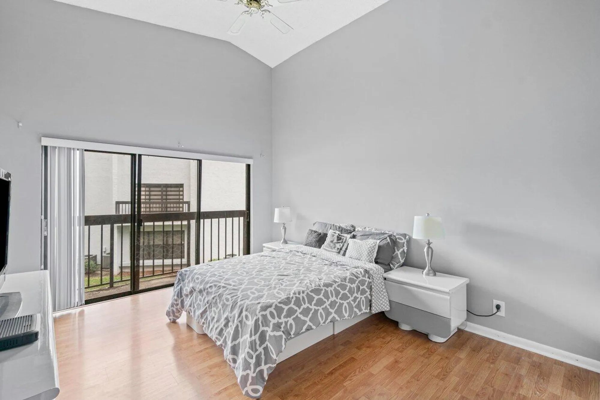 Property Slideshow image 22 of 50 | 5020 golfview ct apt 1426, Delray Beach, FL, 33484