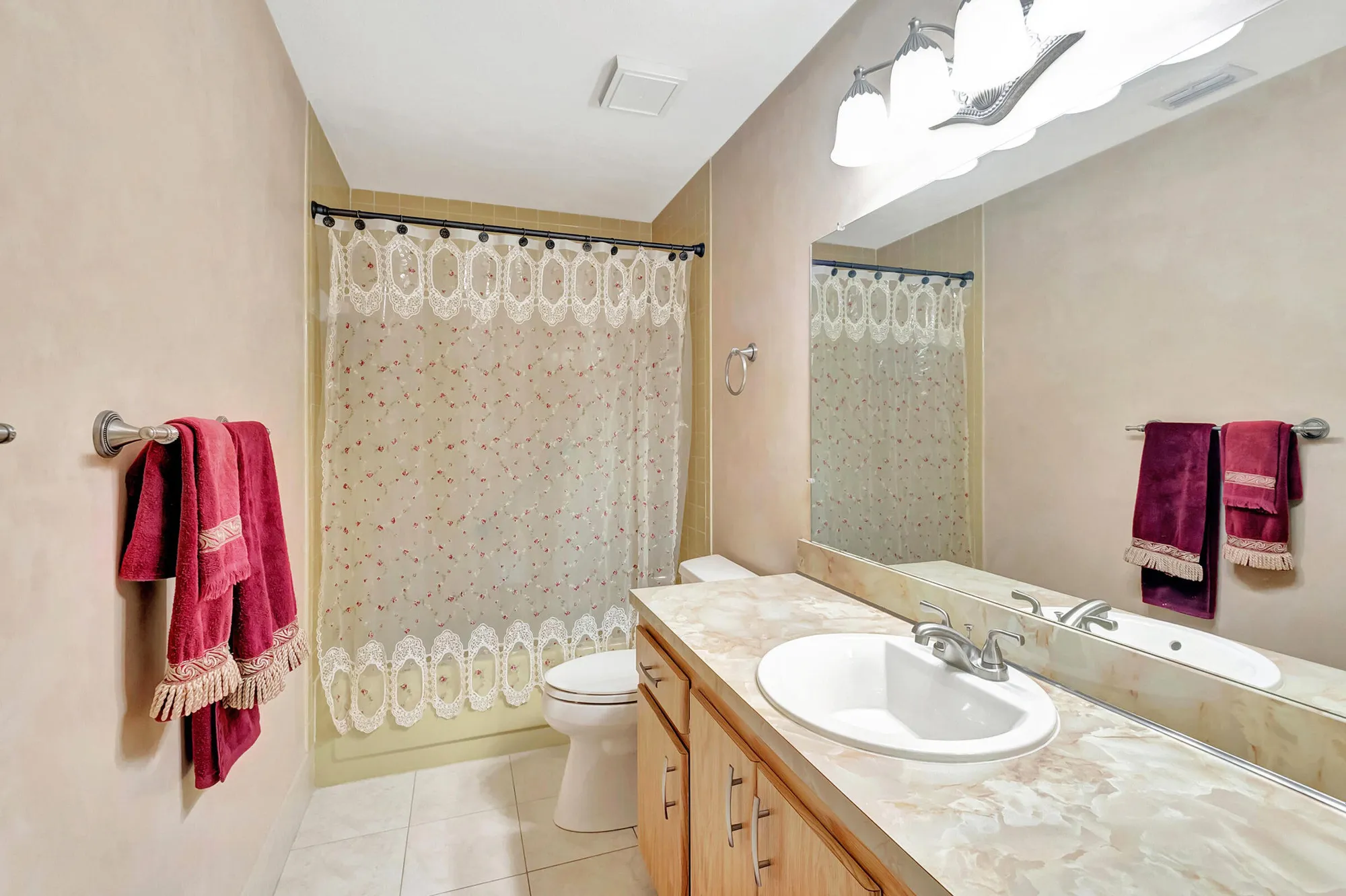 Property Slideshow image 21 of 42 | 6037 lasalle rd, Delray Beach, FL, 33484