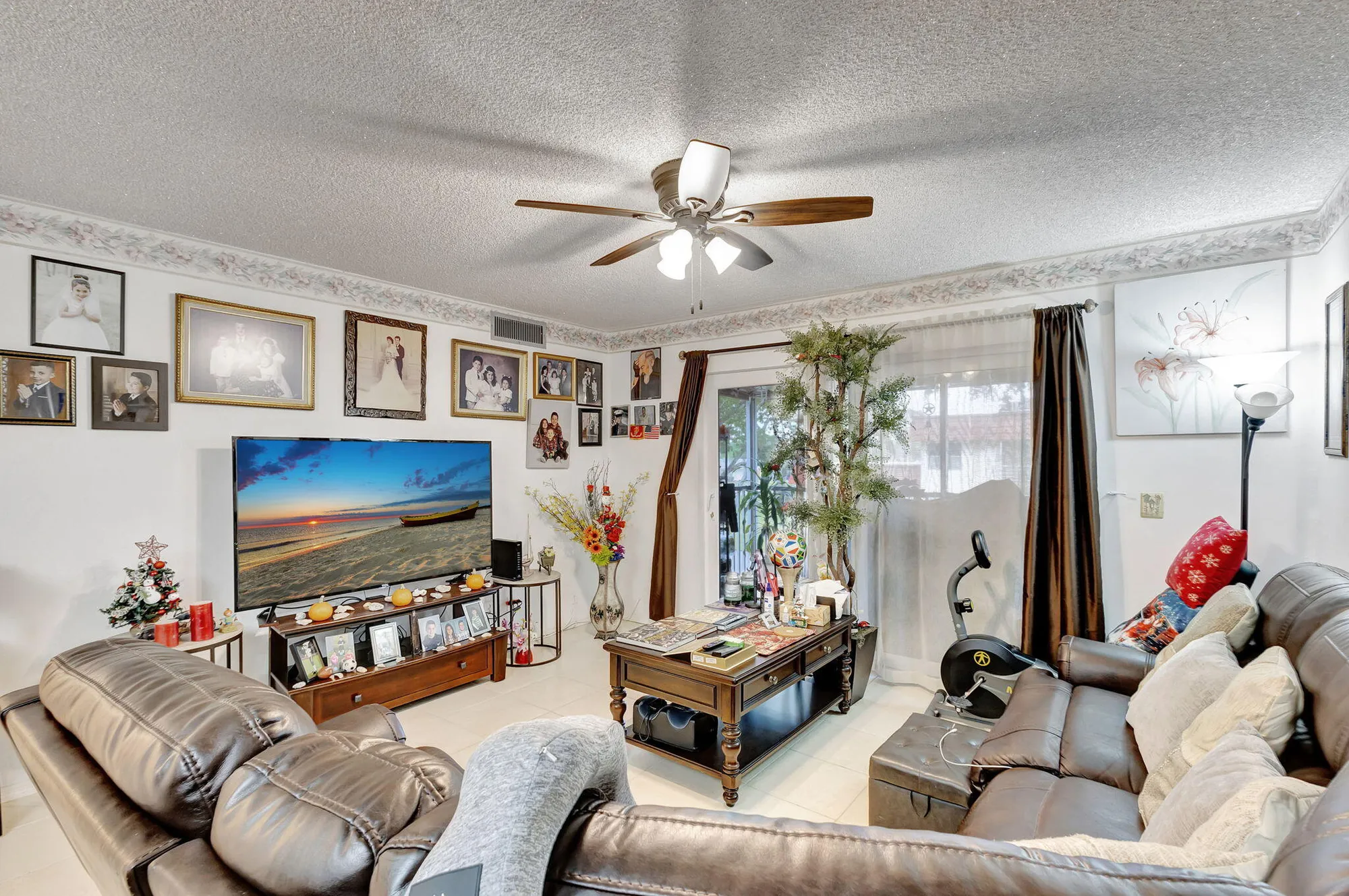 Property Slideshow image 8 of 28 | 12005 poinciana blvd 204, Royal Palm Beach, FL, 33411