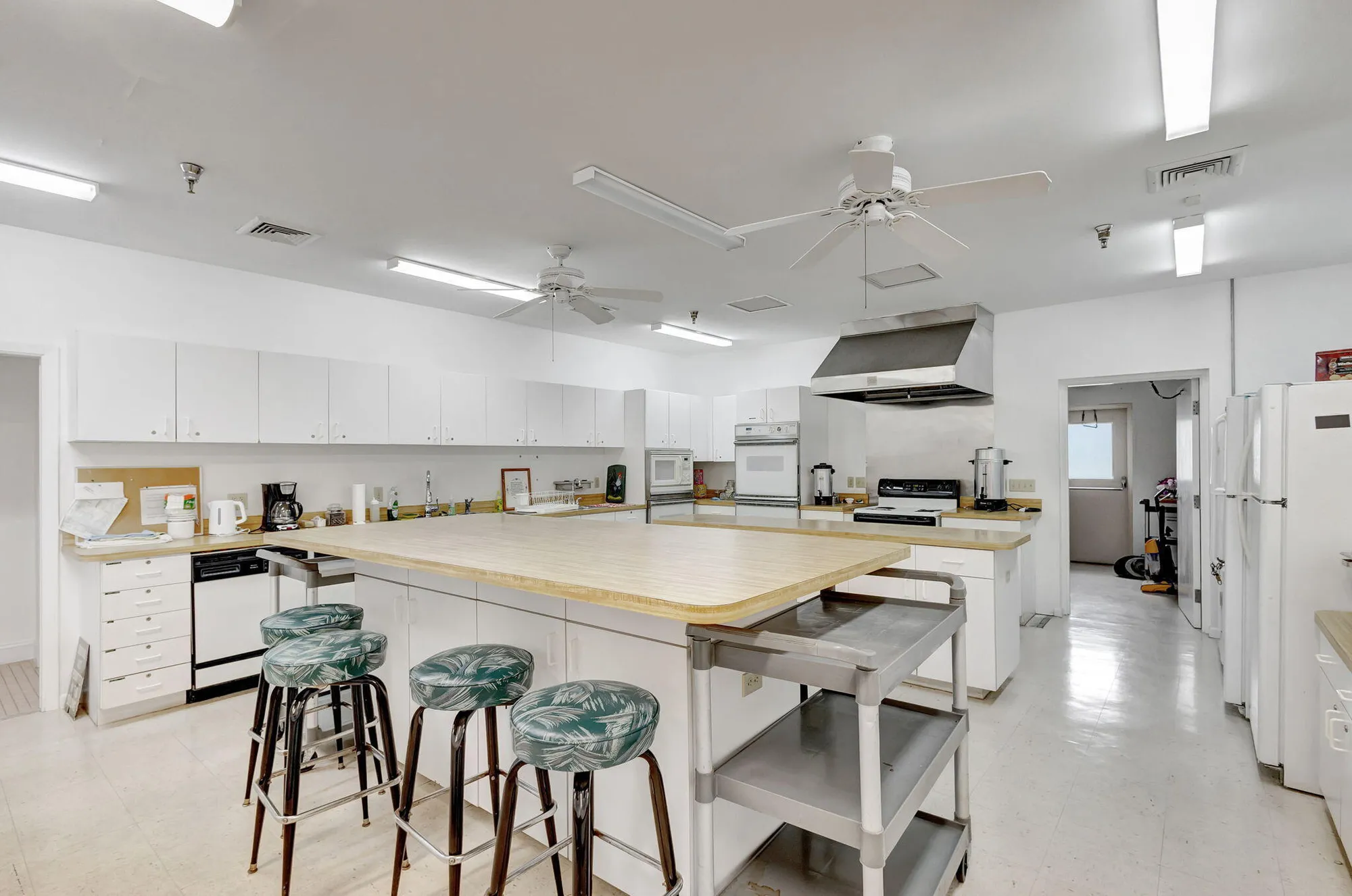 Property Slideshow image 27 of 28 | 12005 poinciana blvd 204, Royal Palm Beach, FL, 33411