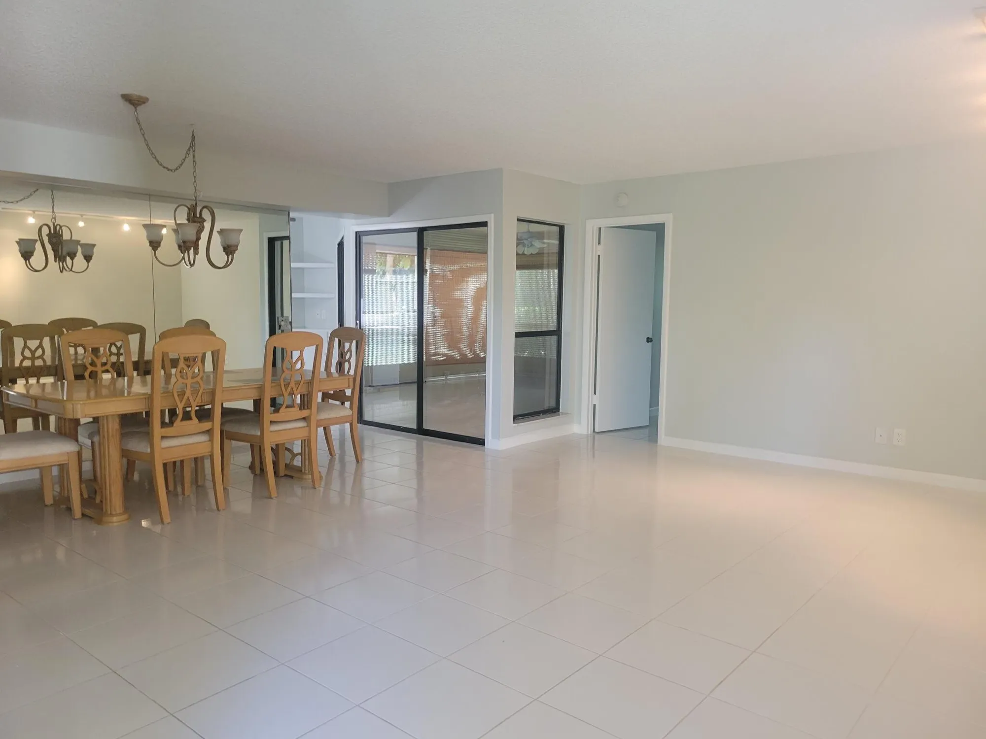 Property Slideshow image 8 of 16 | 3345 perimeter dr # 1311, Greenacres, FL, 33467