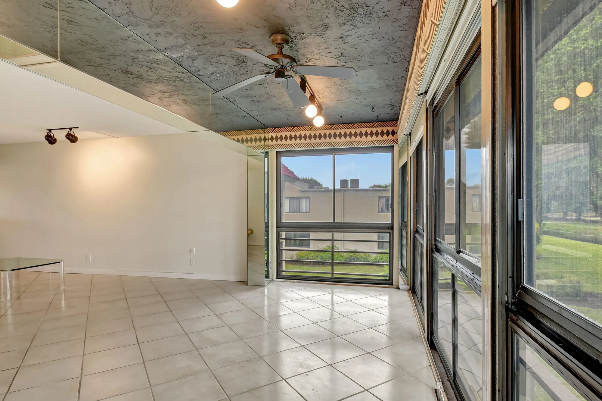 Property Slideshow image 22 of 76 | 5519 fairway park dr 202, Boynton Beach, FL, 33437