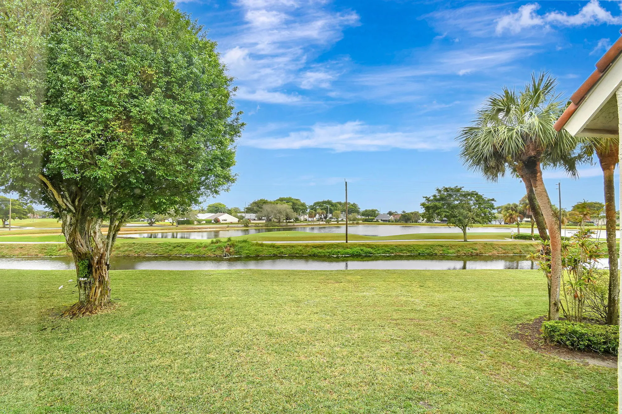 Property Slideshow image 33 of 76 | 5519 fairway park dr 202, Boynton Beach, FL, 33437