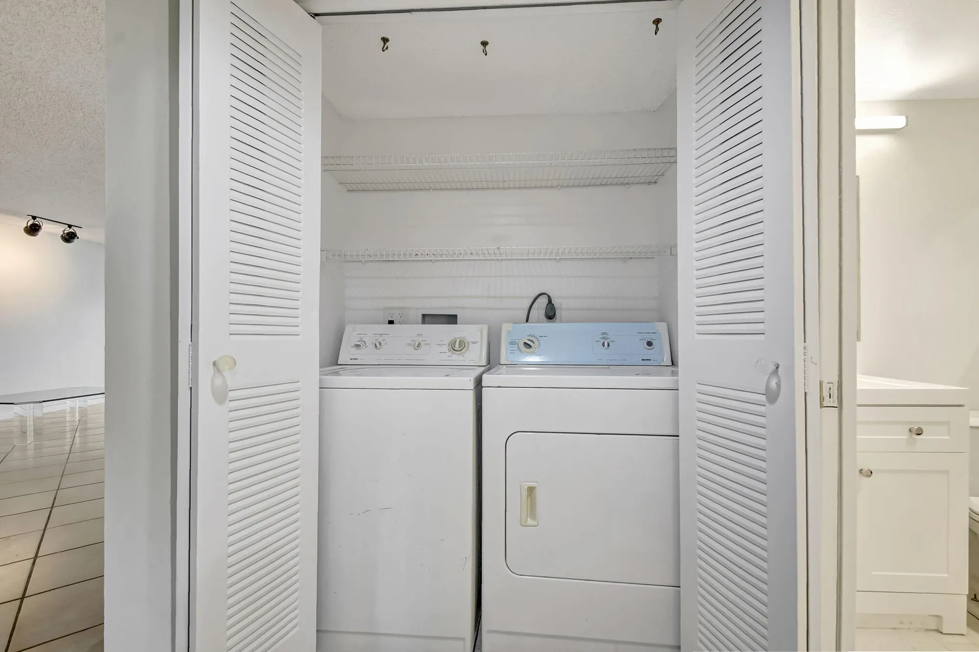 Property Slideshow image 32 of 76 | 5519 fairway park dr 202, Boynton Beach, FL, 33437