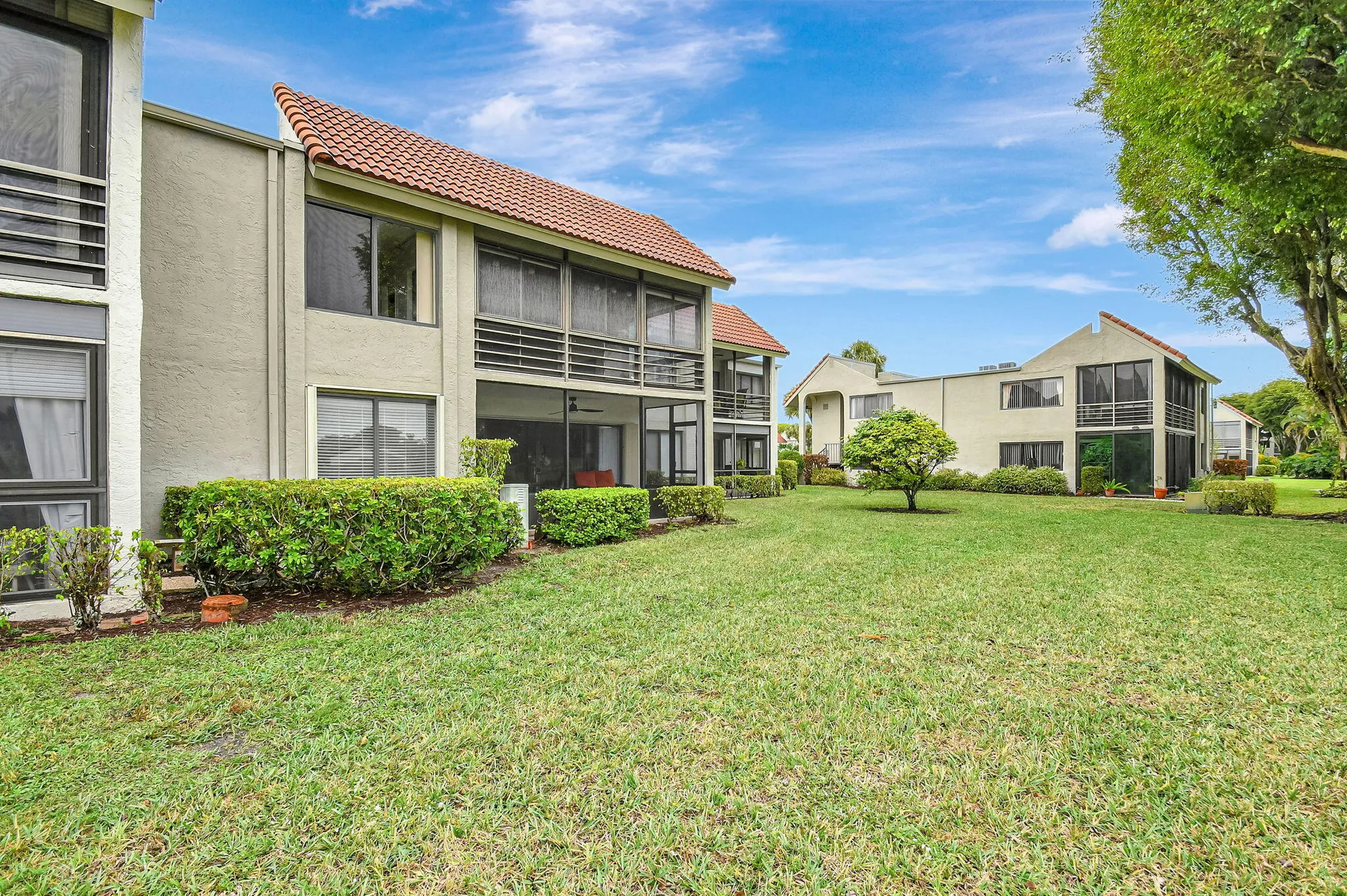 Property Slideshow image 37 of 76 | 5519 fairway park dr 202, Boynton Beach, FL, 33437
