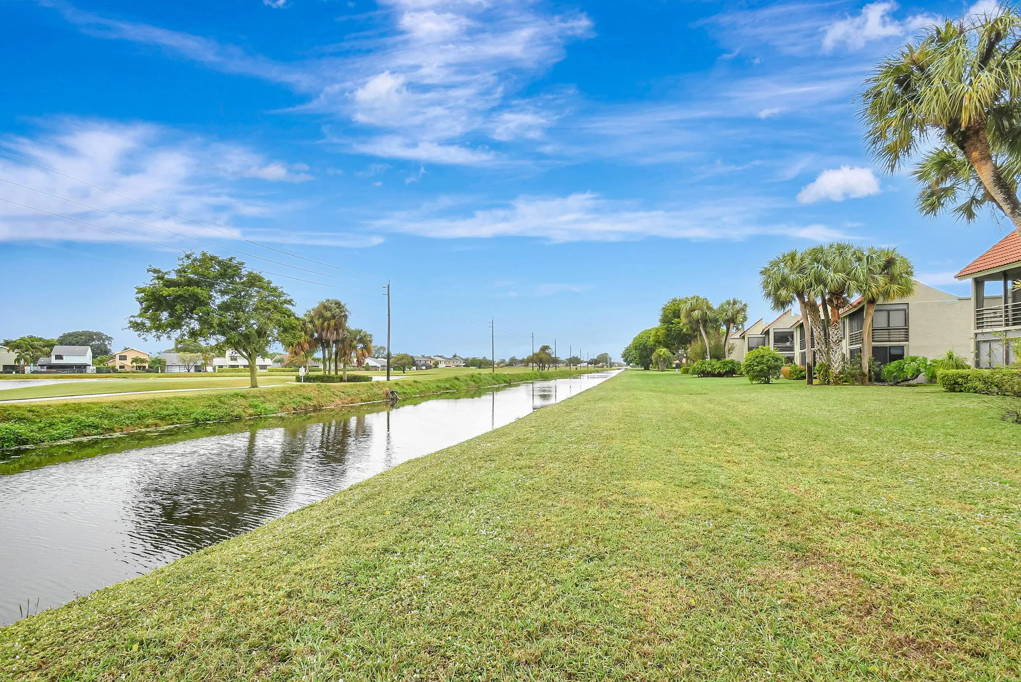Property Slideshow image 40 of 76 | 5519 fairway park dr 202, Boynton Beach, FL, 33437