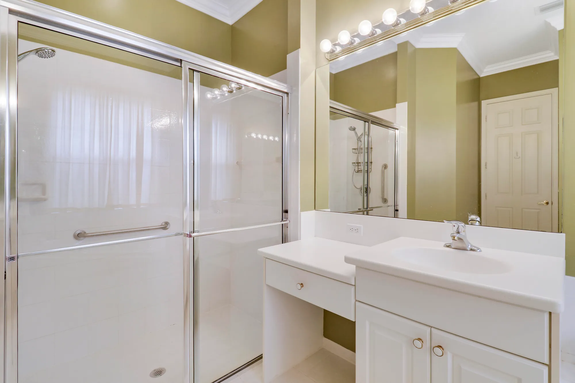 Property Slideshow image 27 of 54 | 2464 sailfish cove dr, West Palm Beach, FL, 33411