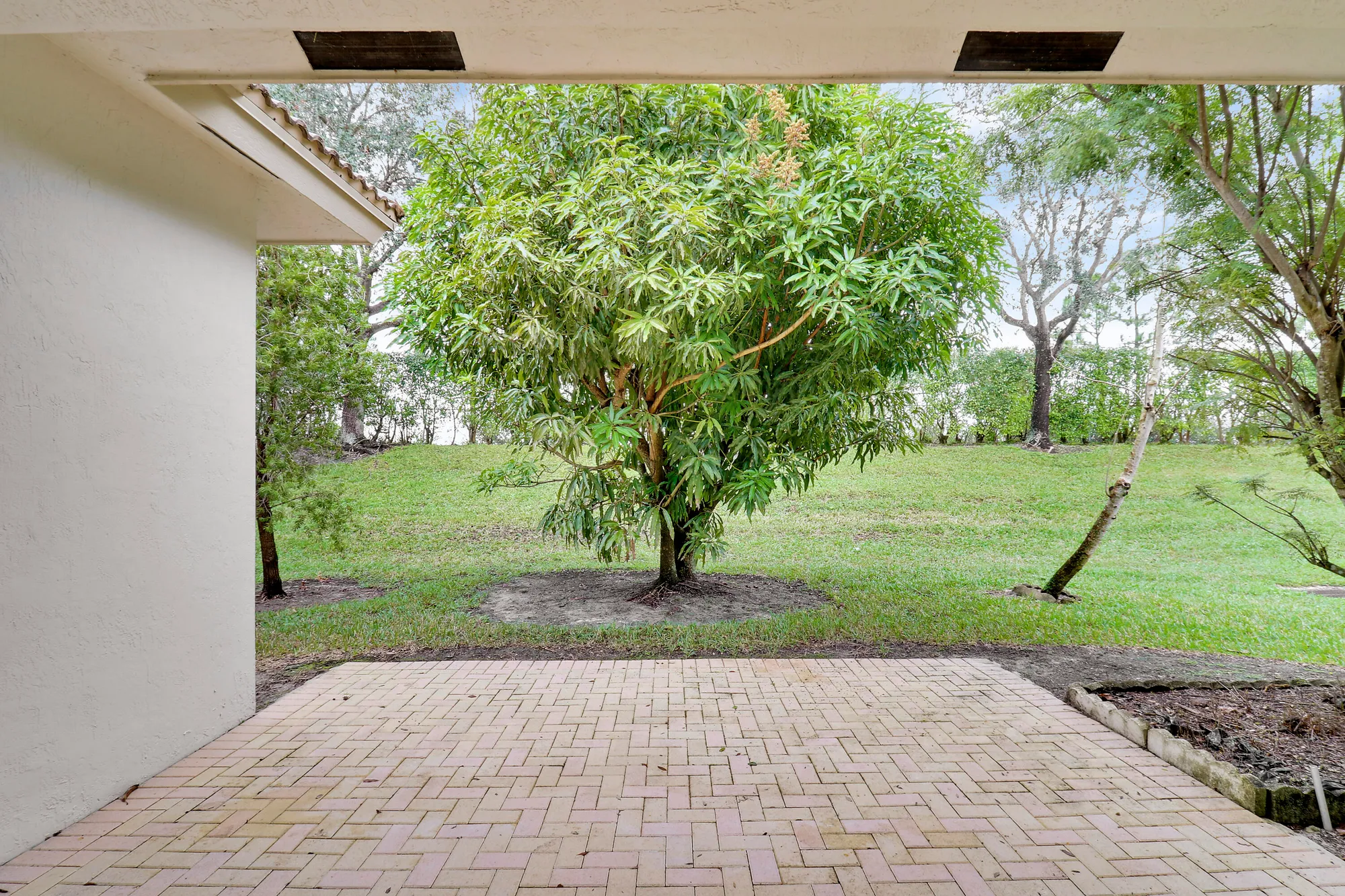 Property Slideshow image 37 of 54 | 2464 sailfish cove dr, West Palm Beach, FL, 33411