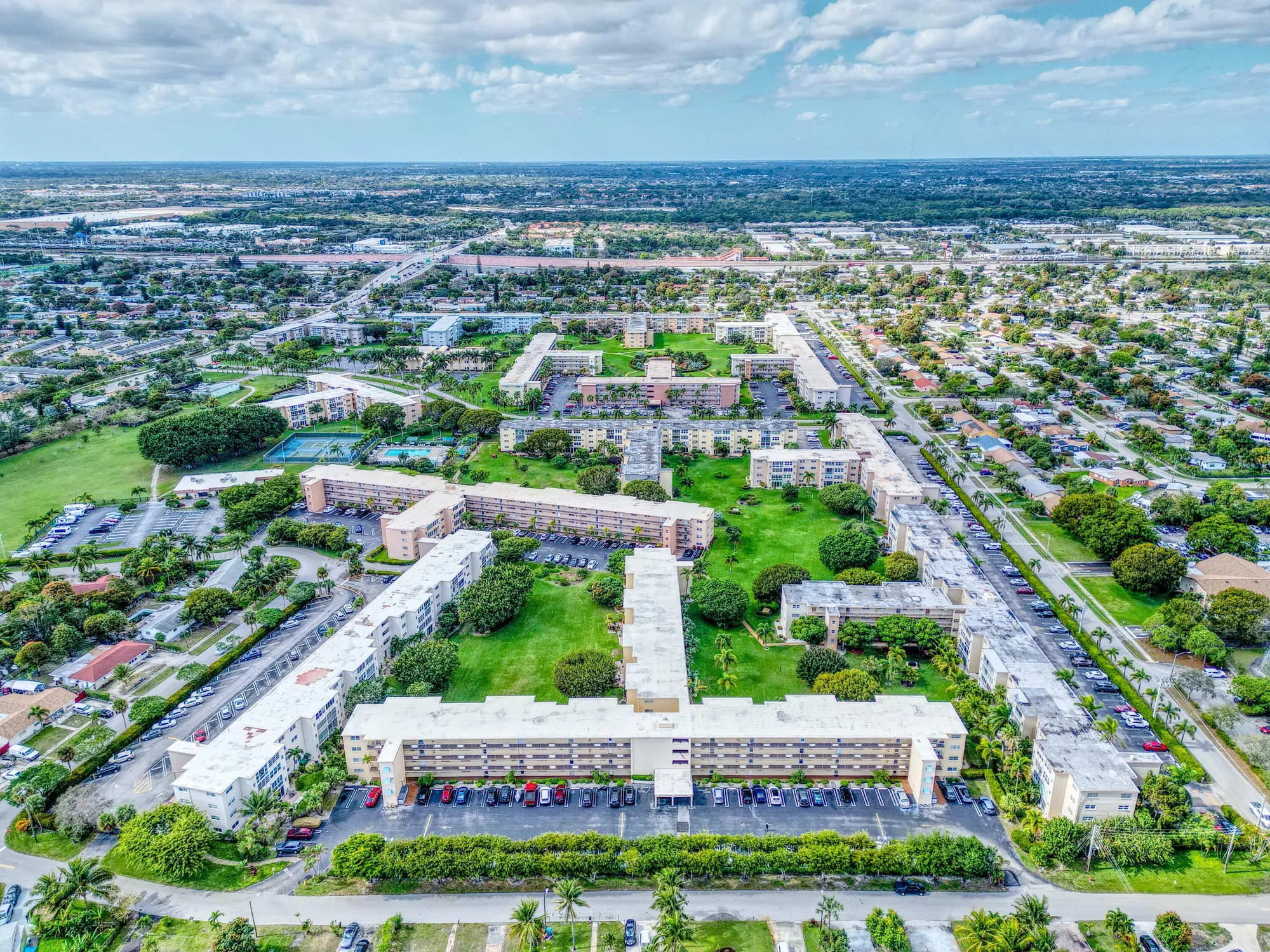 Property Slideshow image 35 of 41 | 2615 ne 3rd ct apt 317, Boynton Beach, FL, 33435
