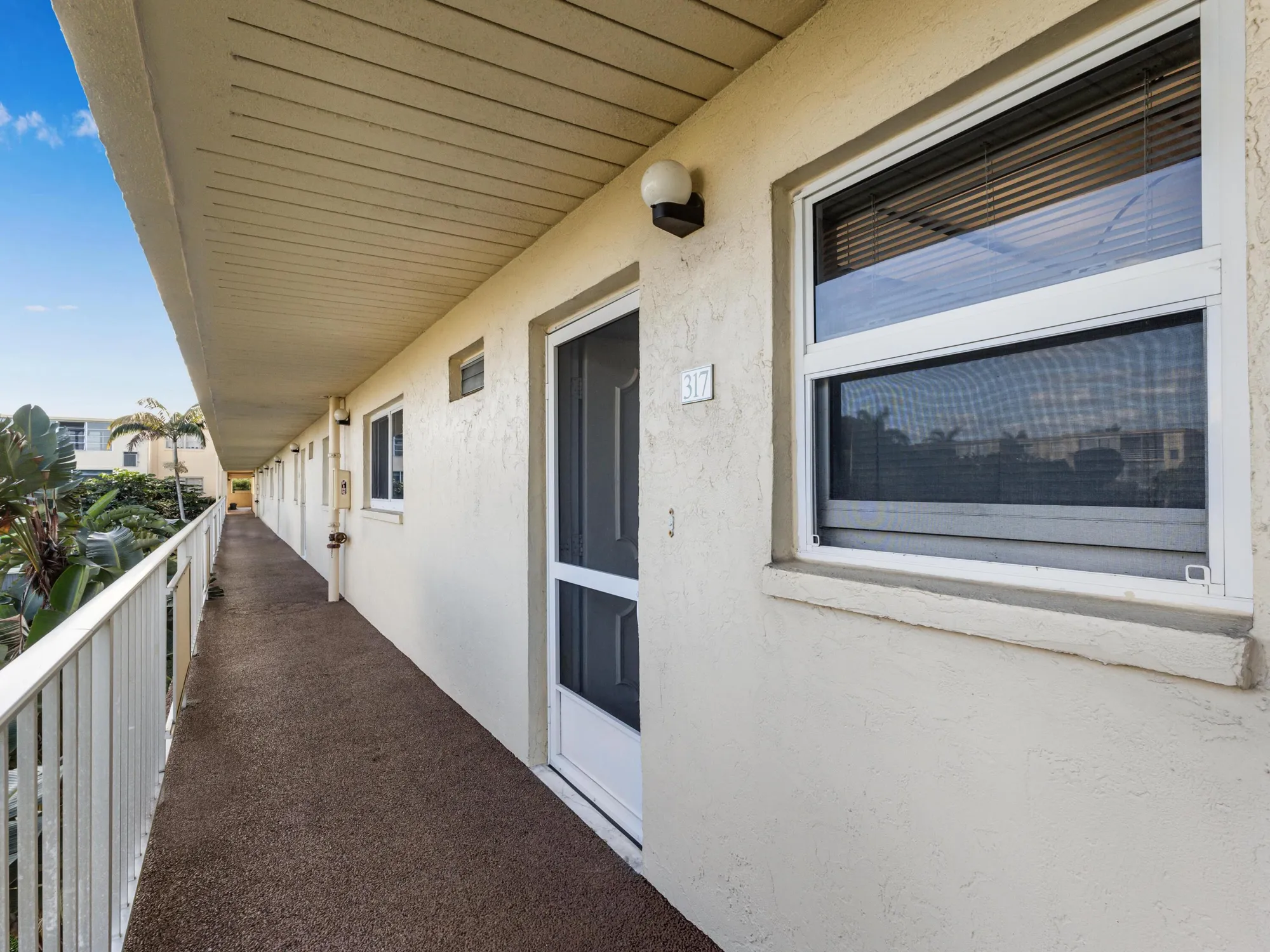 Property Slideshow image 4 of 41 | 2615 ne 3rd ct apt 317, Boynton Beach, FL, 33435