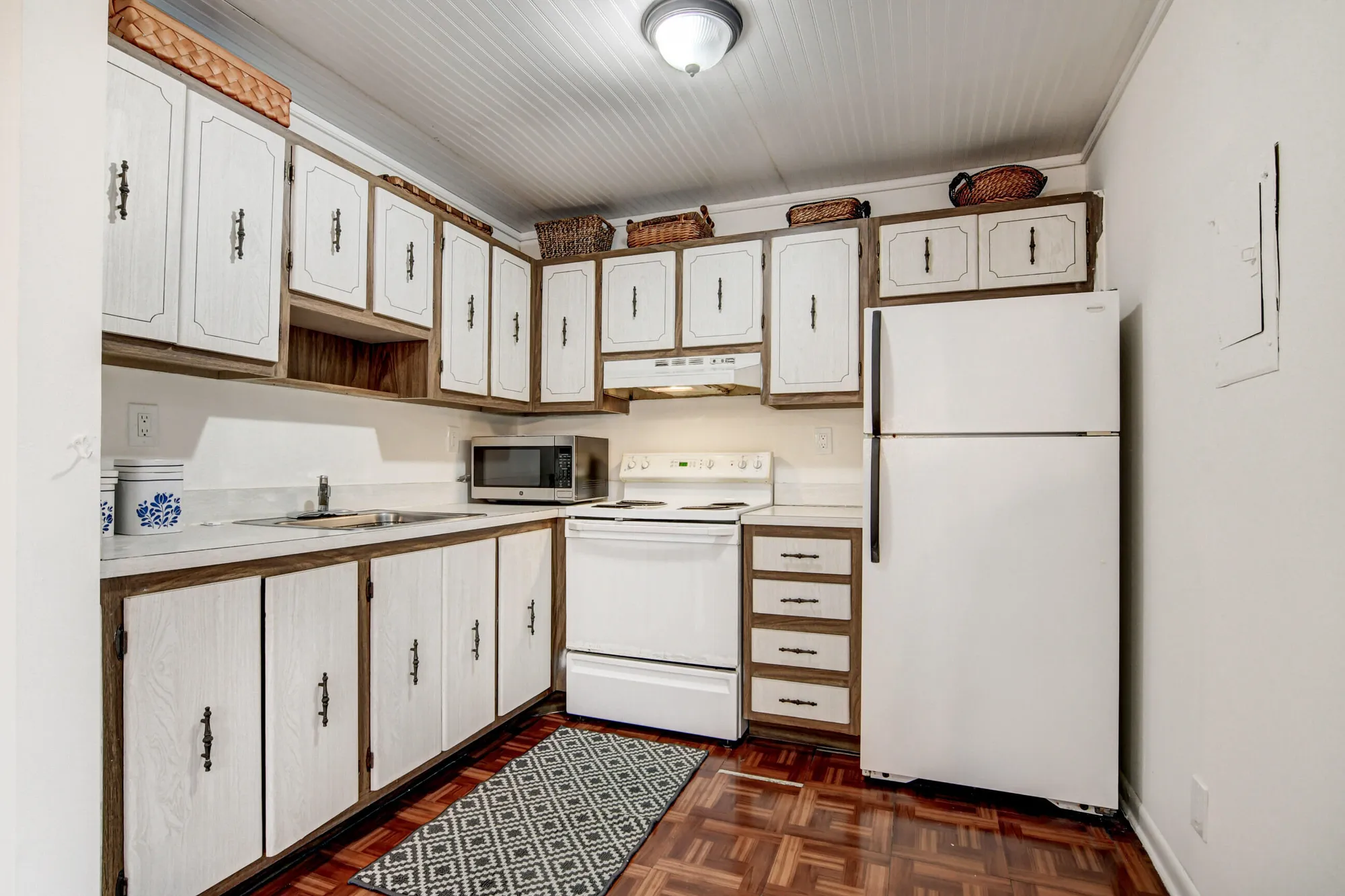 Property Slideshow image 7 of 16 | 42 burgundy a, Delray Beach, FL, 33484