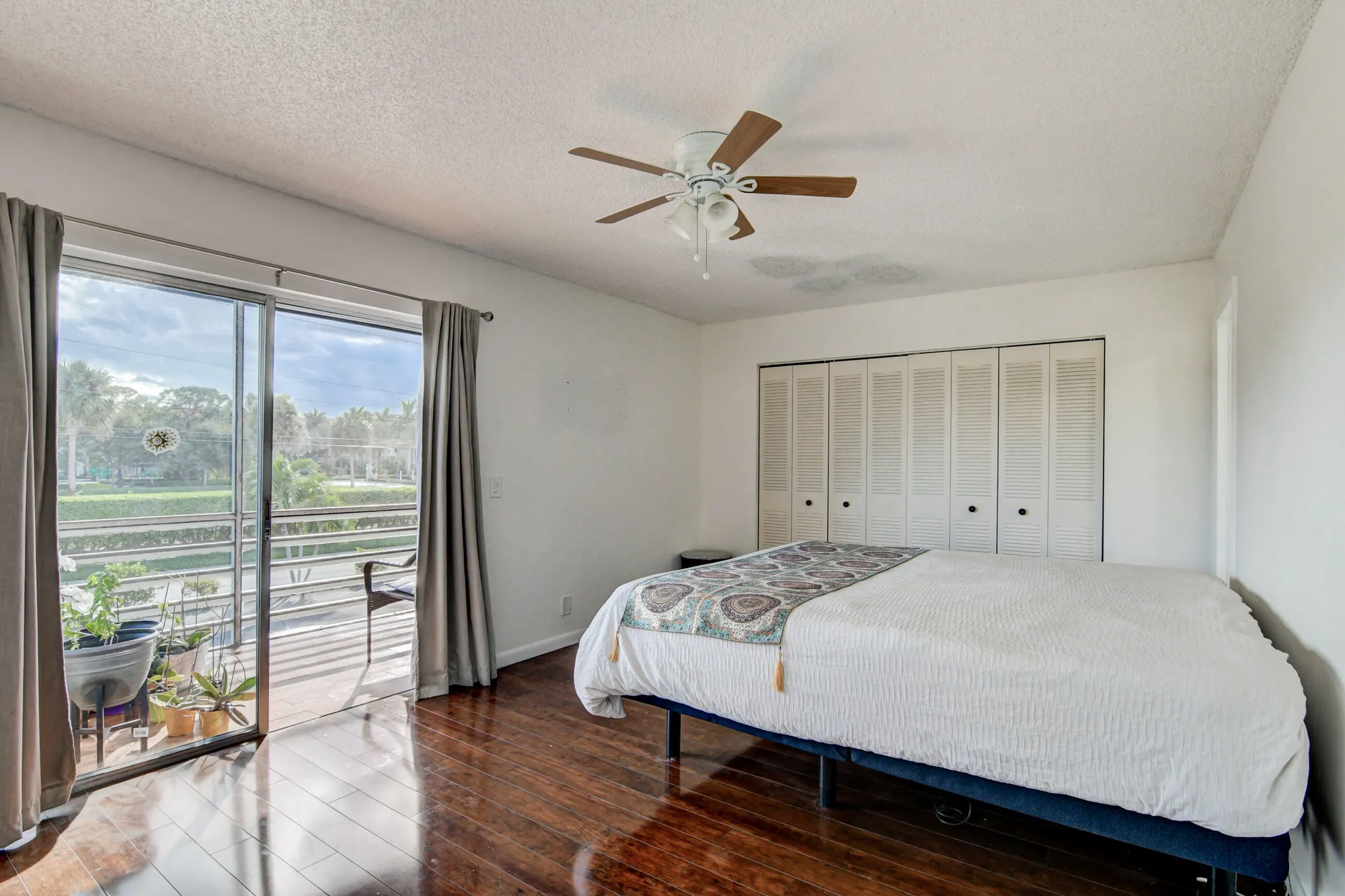 Property Slideshow image 8 of 16 | 42 burgundy a, Delray Beach, FL, 33484