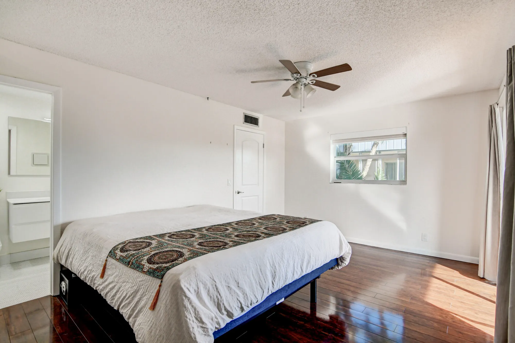 Property Slideshow image 9 of 16 | 42 burgundy a, Delray Beach, FL, 33484